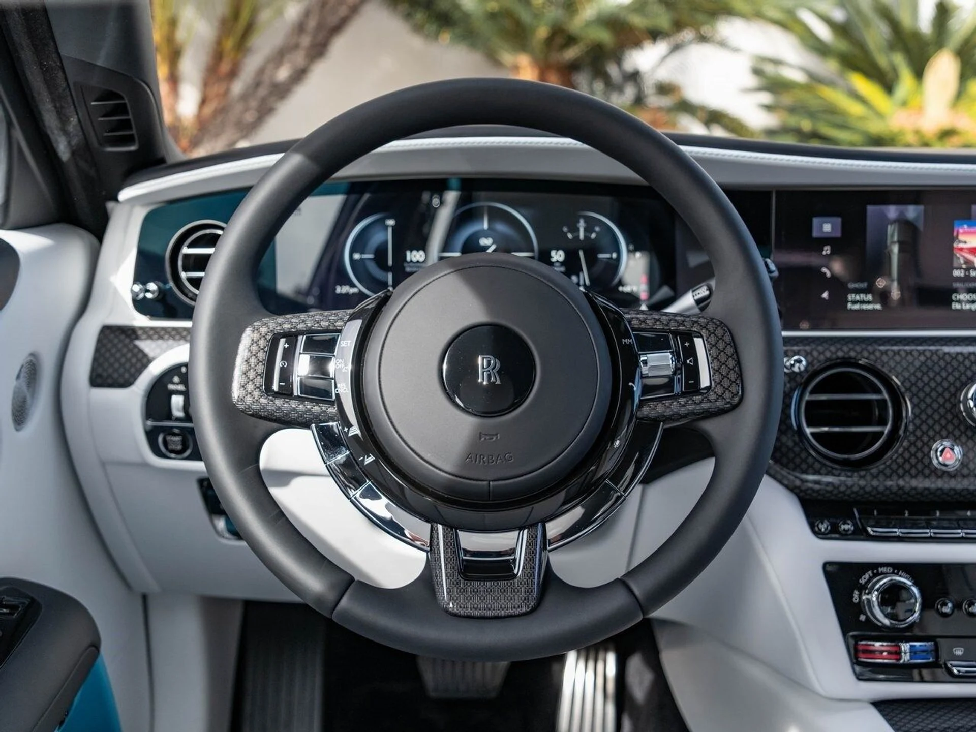 mph015_4081274457_ec2515d182edce77e97dadbdbed8dad5x_87def338bc