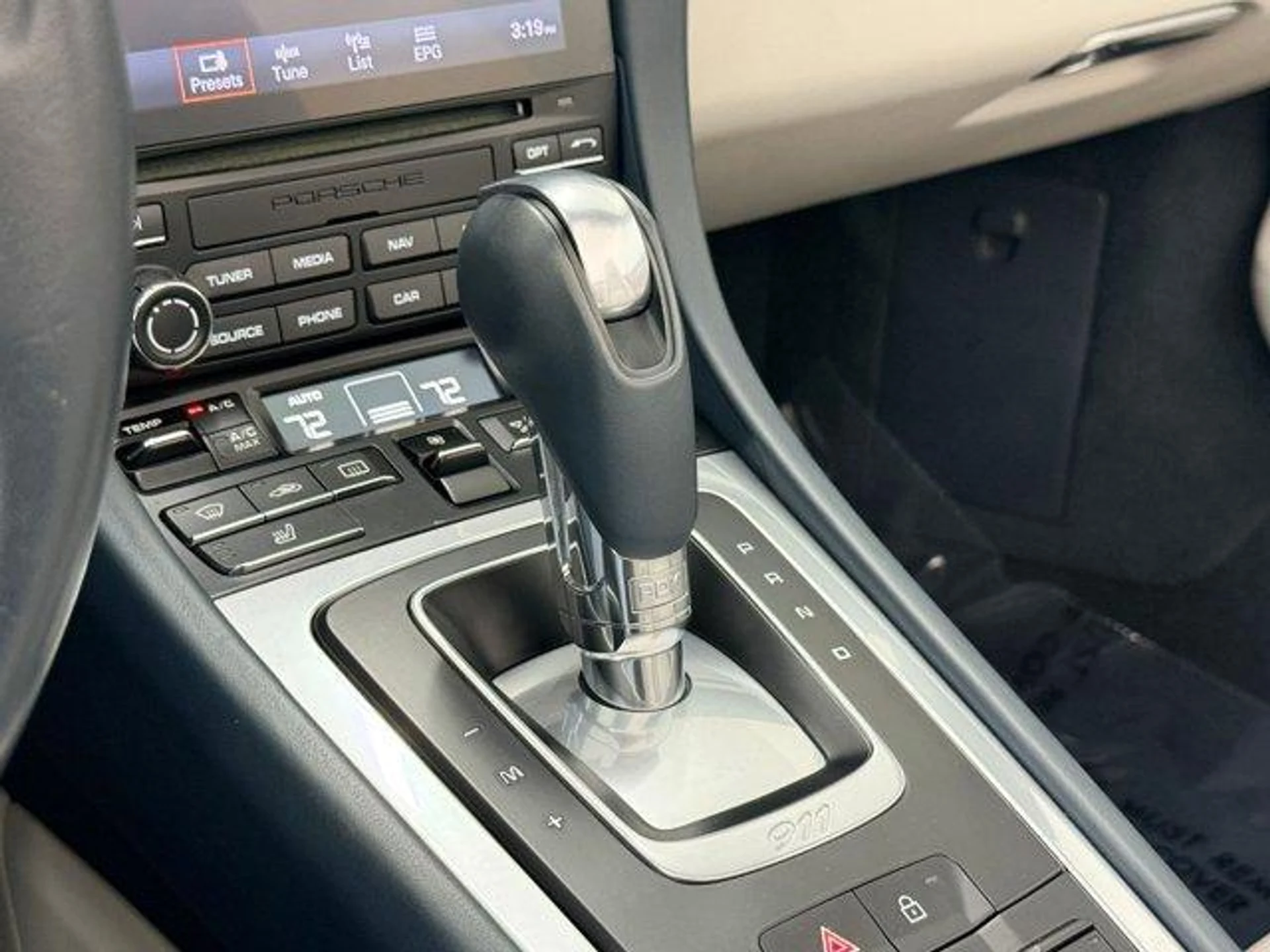 mph015_408666146_Xj_S2w_7u6jql_y_FF_4_Yoh_Xb826oo_33dc84856f