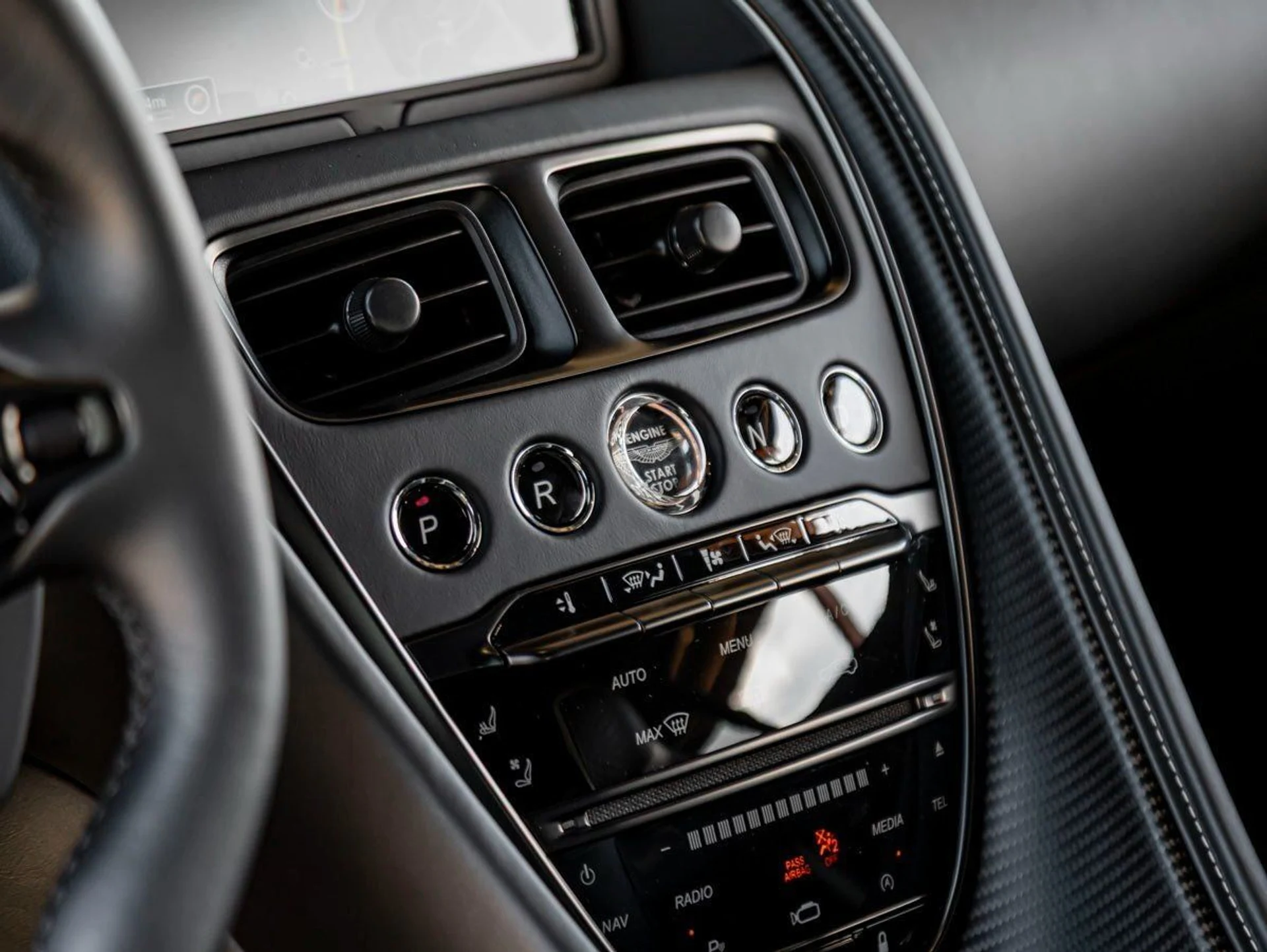 mph015_4088445816_16_3841a5ca3e