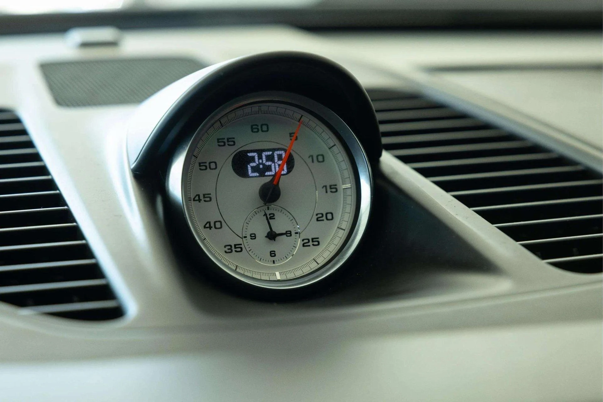 mph015_4089403861_image_16_6f0abd4fed