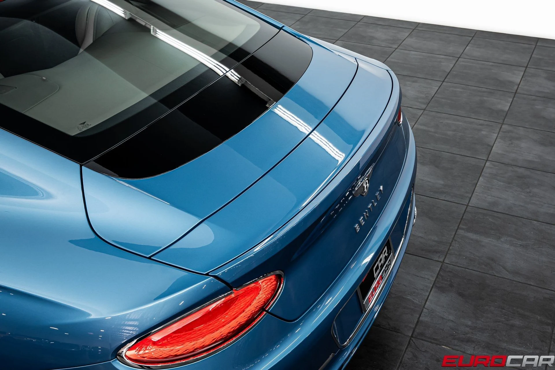 mph015_4092466893_image_16_06460445eb