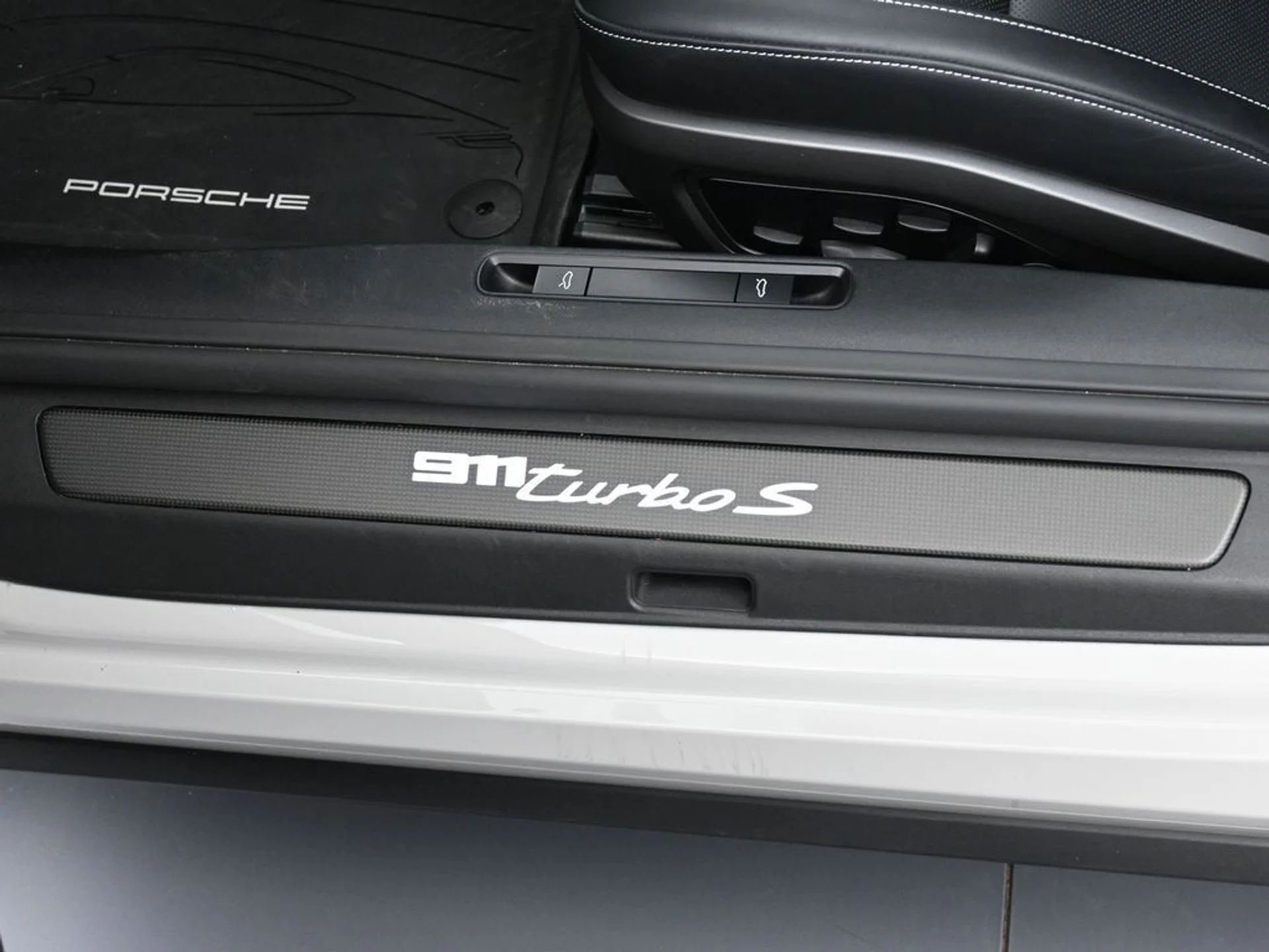 mph015_4093589254_7d624ded_6e94_494b_8d0d_1ebcfb7b67ee_60a0d17e83