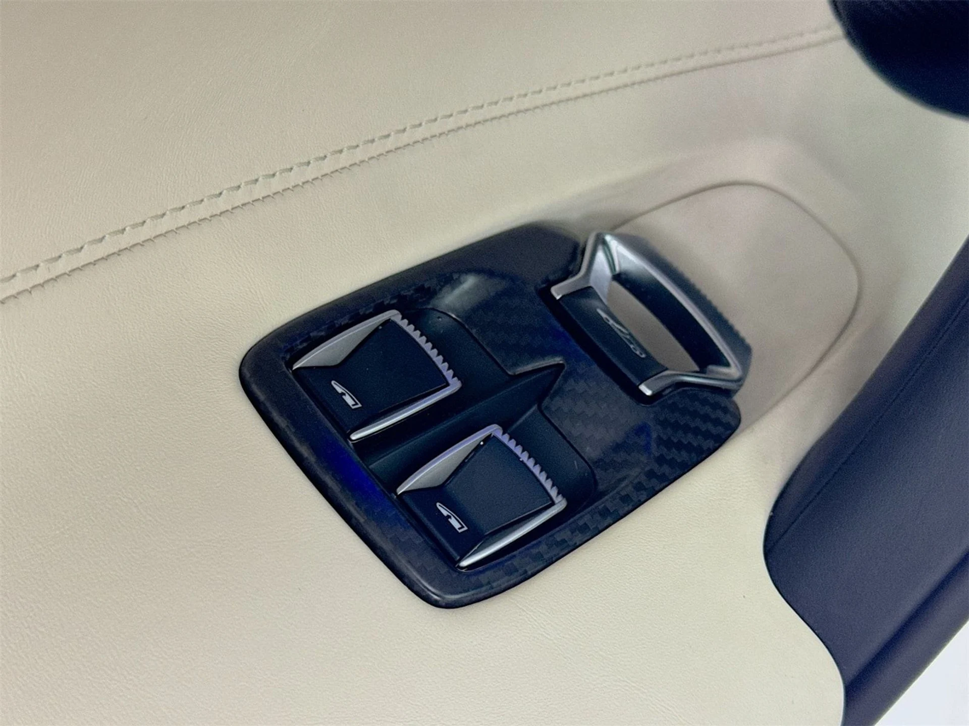 mph015_409526880_5bdda43fcafbd94e7c7a329dd02eb658x_26c0aa84e3