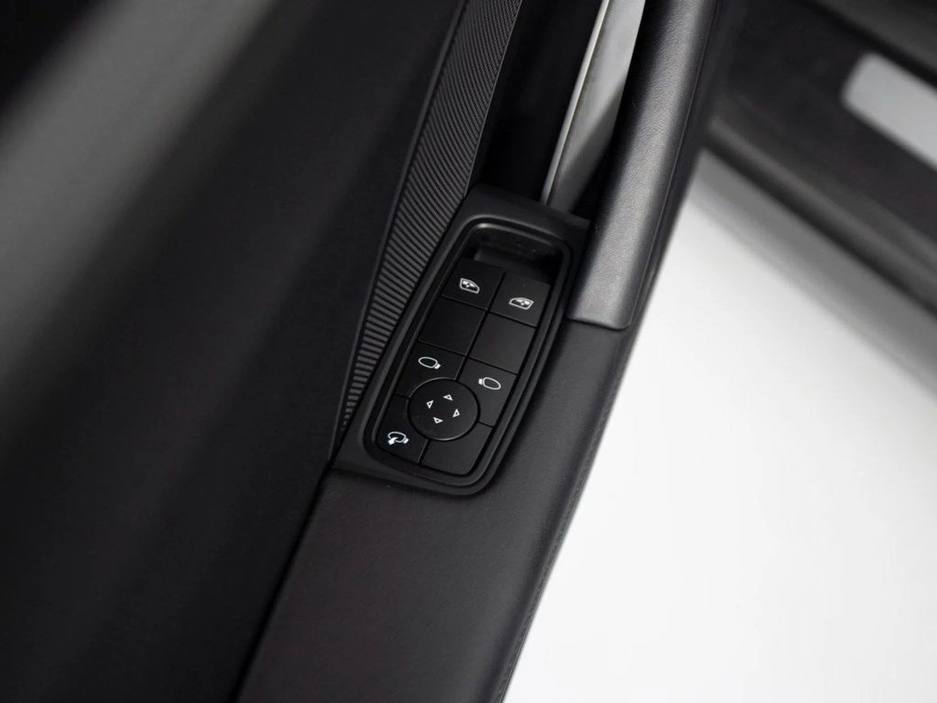 mph015_4096166880_36_DNQ_En_Cs_MZT_Sxx0rhk_Av_l_CCM_60369a6447