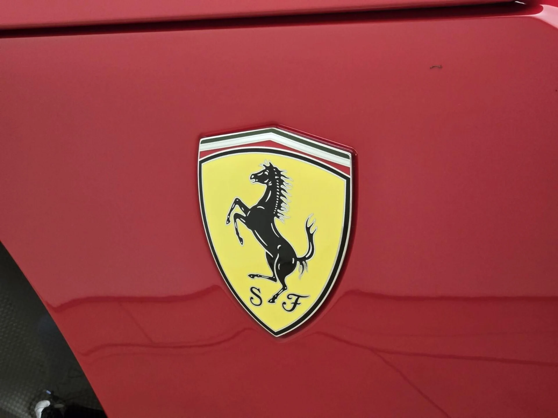 mph015_4100579640_Used_2025_Ferrari_Purosangue_1768891628_3568a093b7