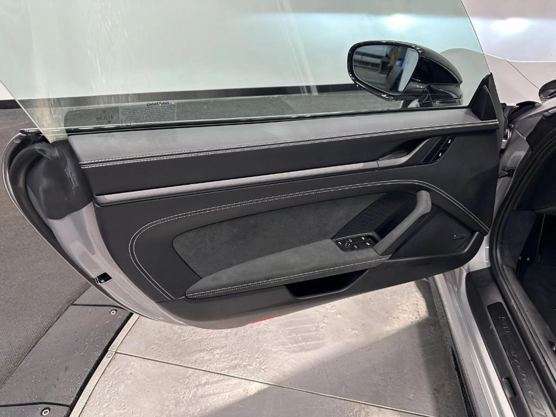 mph015_4104493108_giut2_HJ_Yw_7_i_Wnpwgr_Omm_L0_T0g_ff60be2a1f