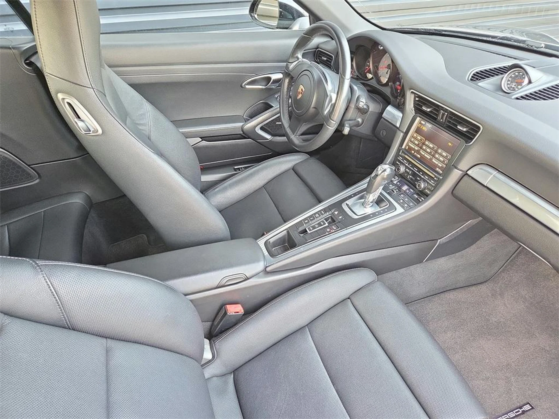 mph015_410851231_1g_y_O_Msa_Qohn_EE_1_NT_Px2_Gyp_UYA_361bfce0ec