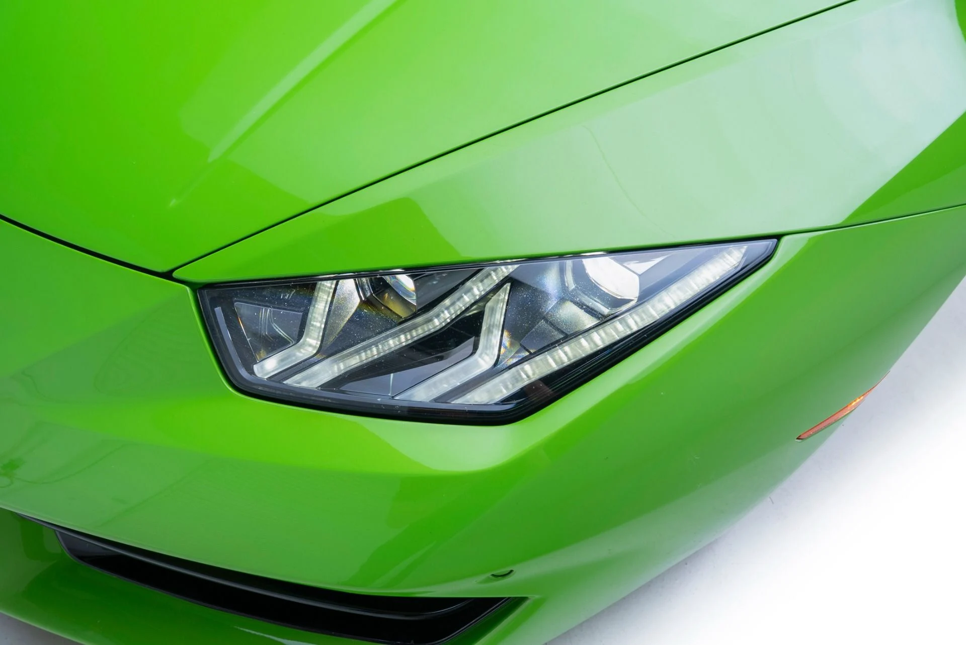 mph015_4114948301_Used_2019_Lamborghini_Huracan_LP_580_2_1780329686_64c977fef8