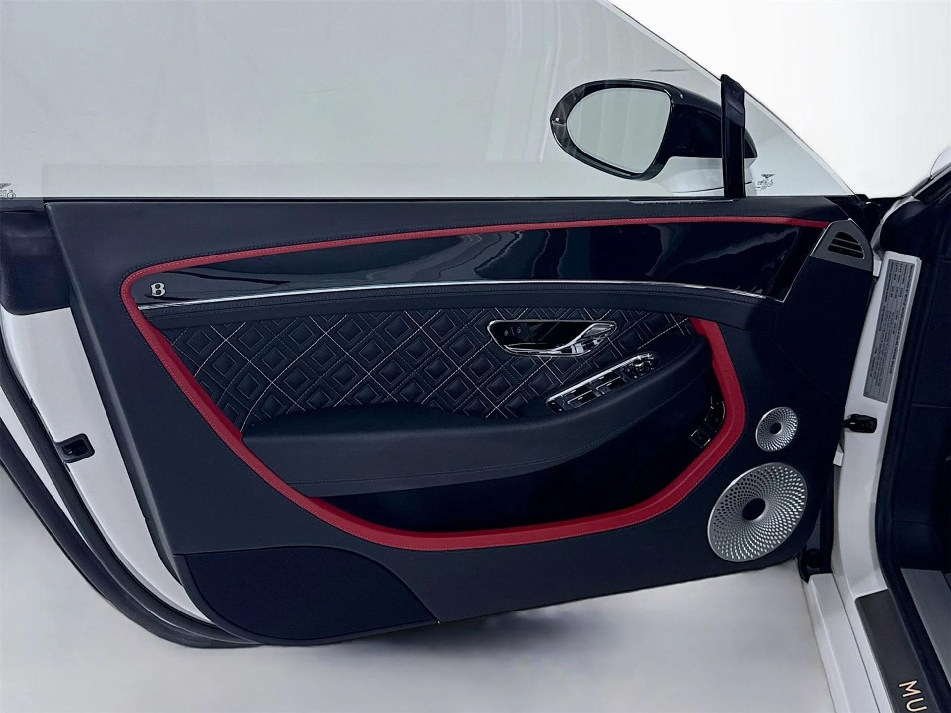 mph015_4124068944_6f691752beab91ed3257a0b6fa4785f5x_5f8643e381