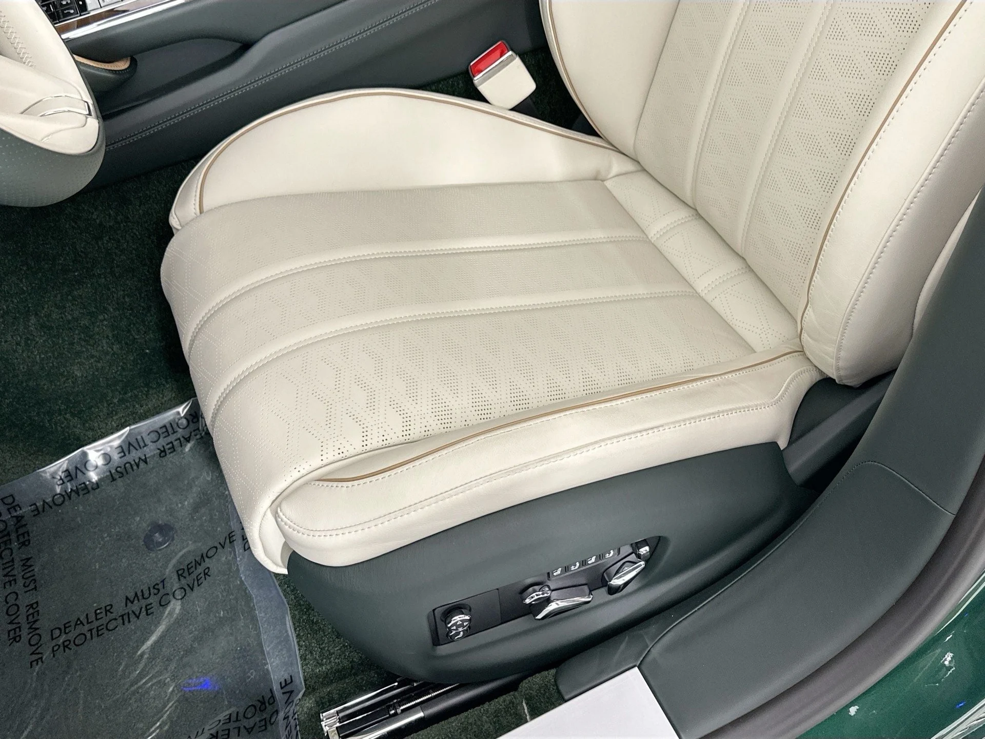 mph015_4130655797_16_fe9a7eb644