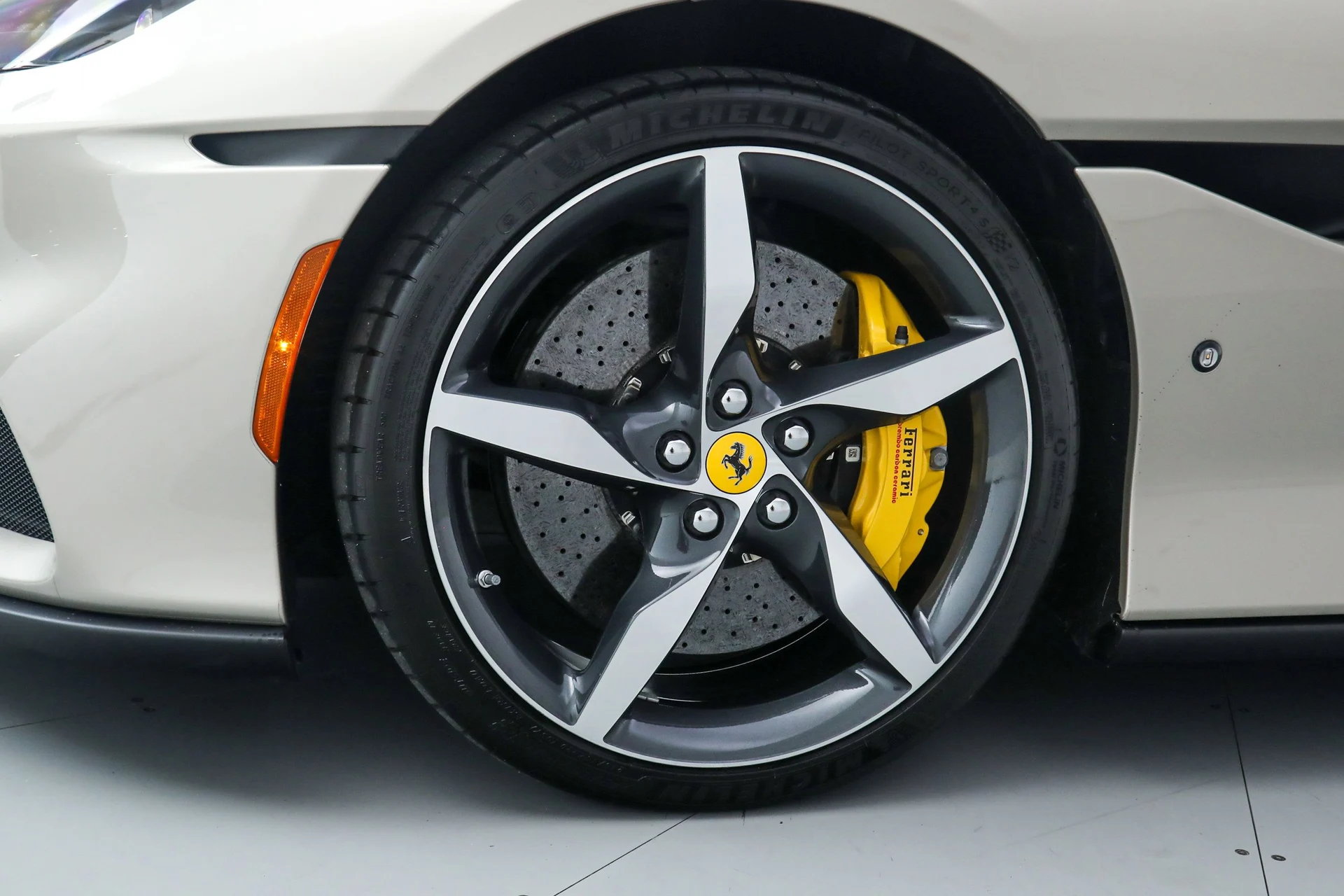 mph015_4131191420_a7033370916f08afed99b5d40842ca5b_b5fe82760f