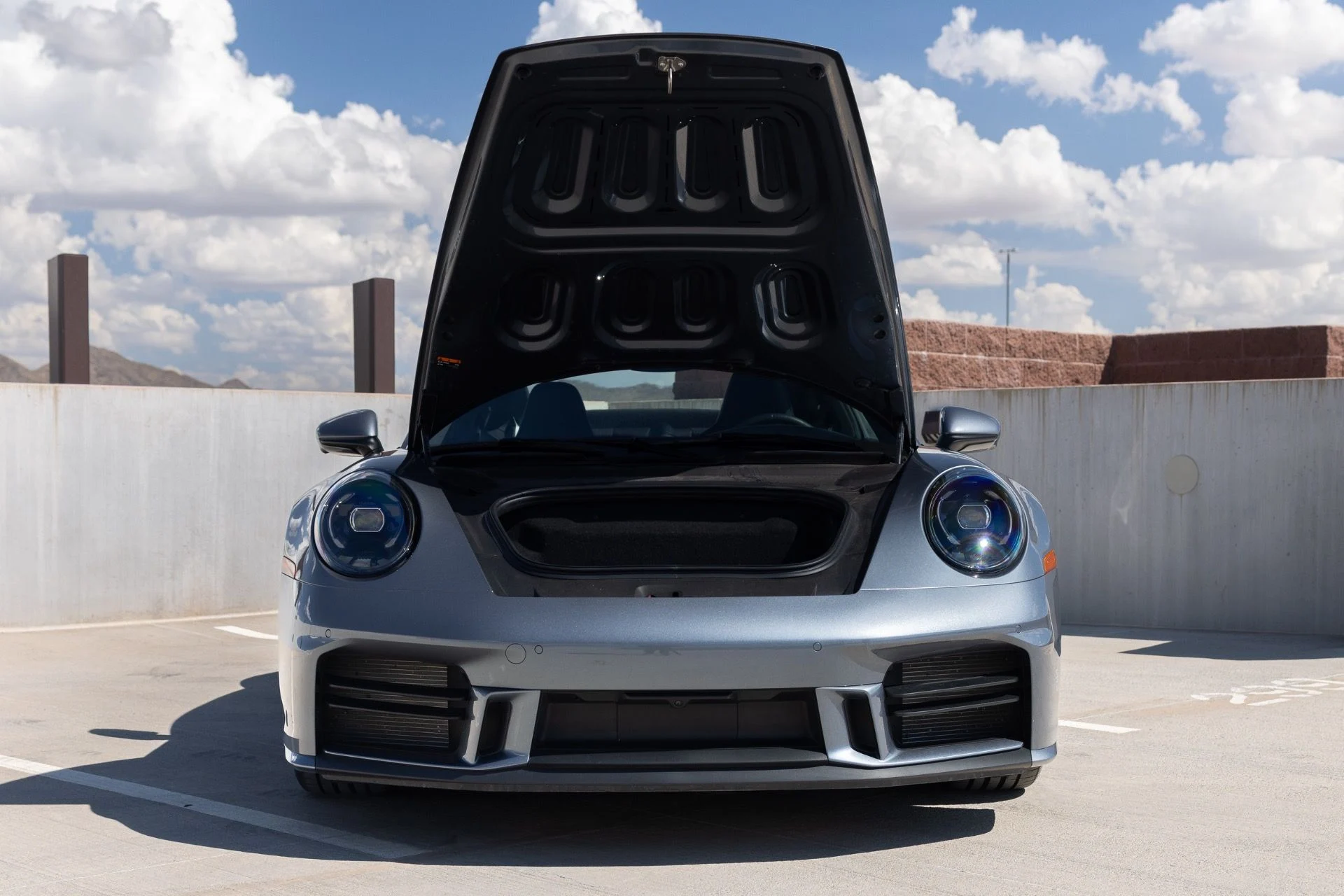 mph015_4135453456_Used_2025_Porsche_911_Carrera_T_1789434044_18f1579eea