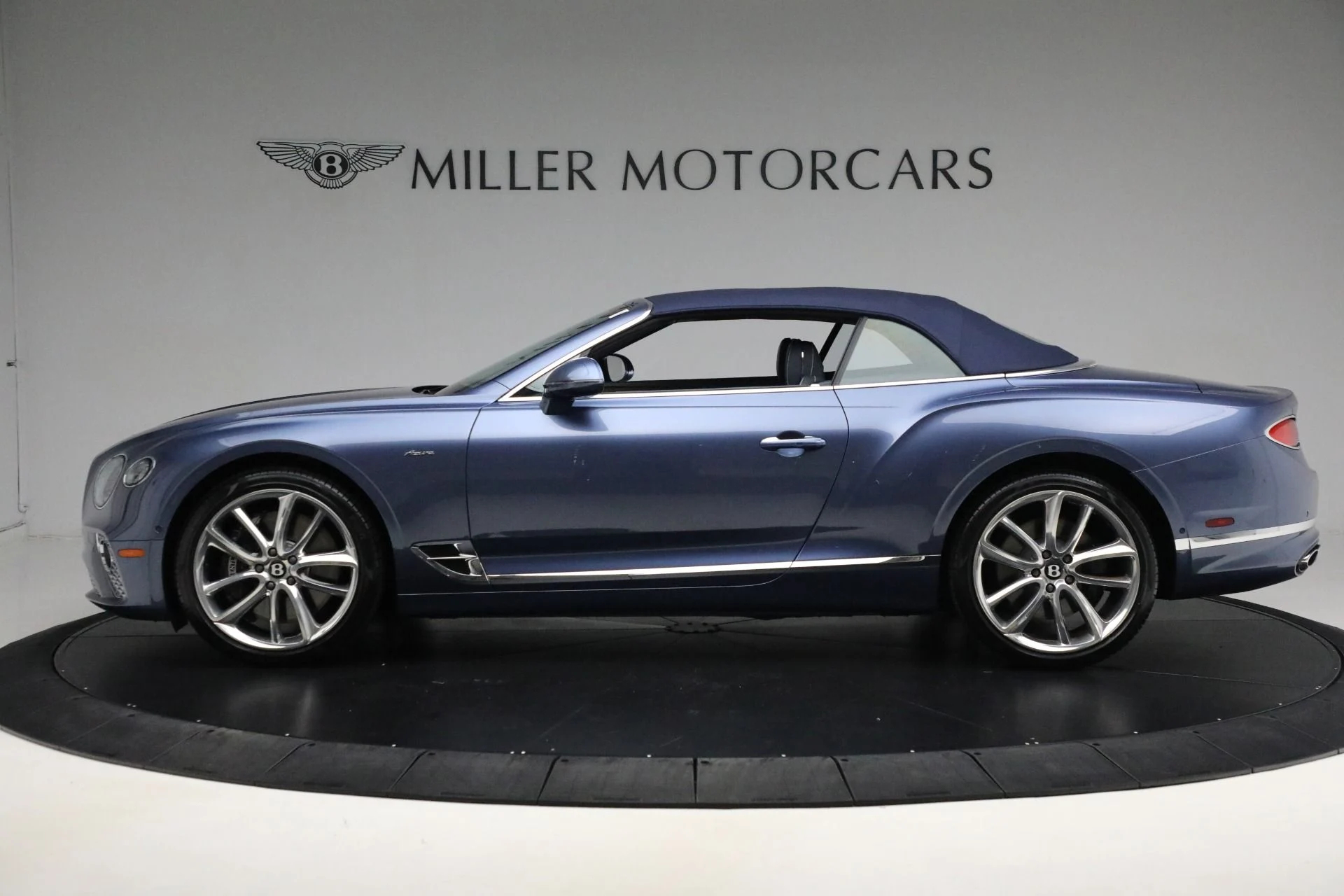 mph015_4140440535_Used_2023_Bentley_Continental_GTC_Azure_V8_70f27f514f