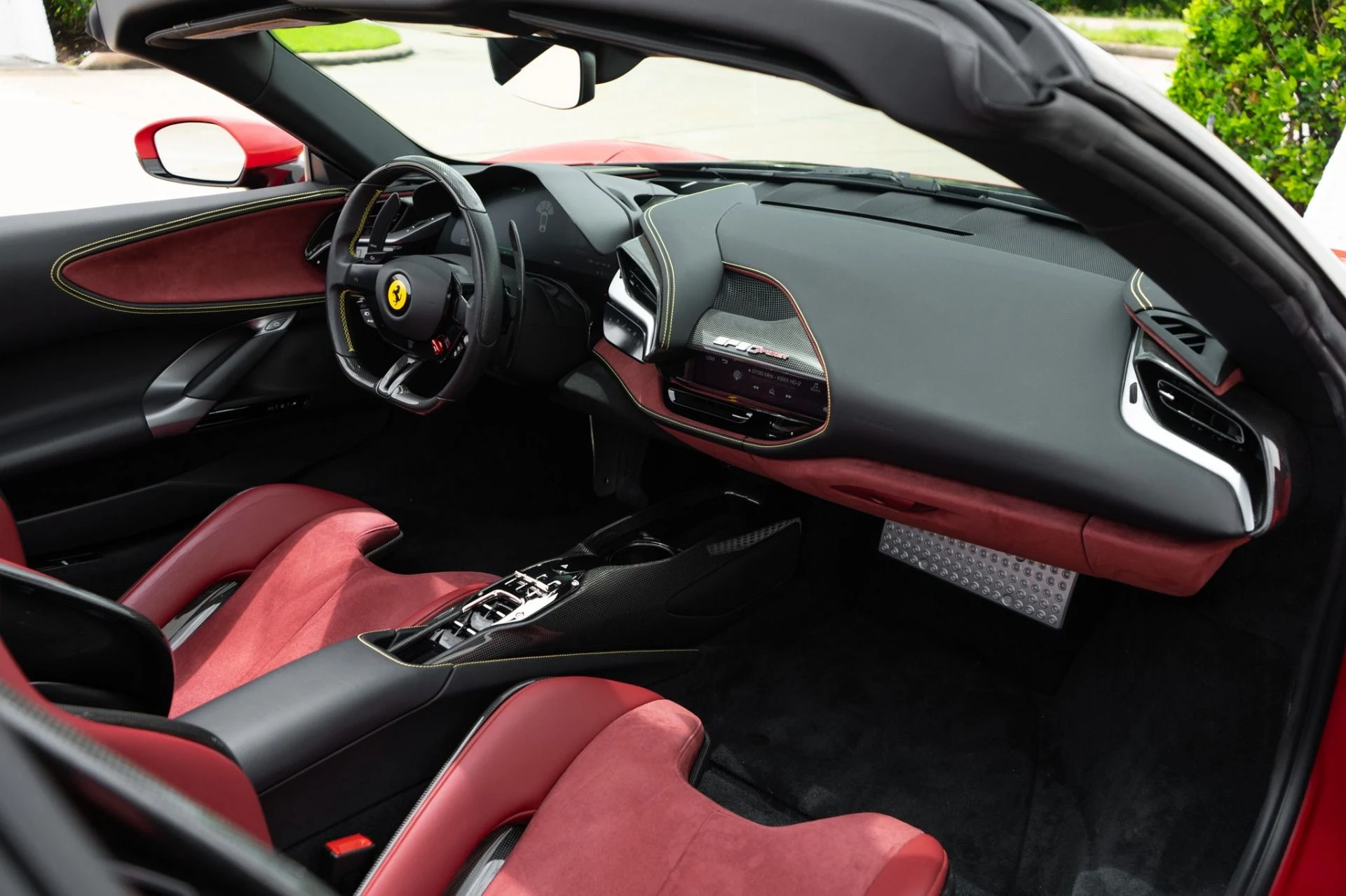 mph015_4147861064_Used_2023_Ferrari_SF_90_Spider_1780939425_7214e450f6
