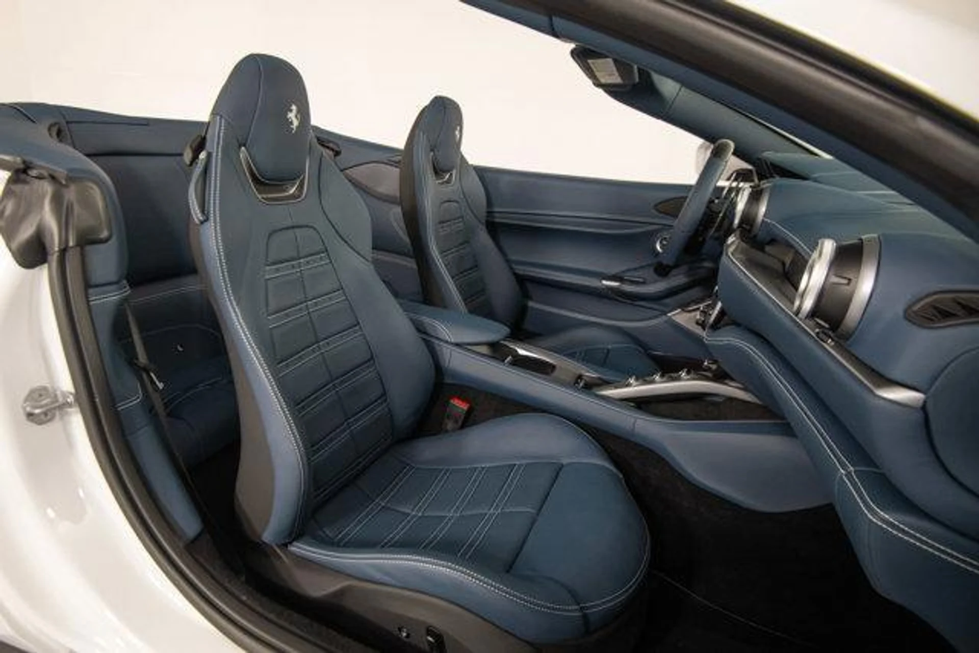 mph015_4149456949_Th404_MH_Usj8mjuf_G_Rfb_Re1r_A_Do4_a3b1ac8503