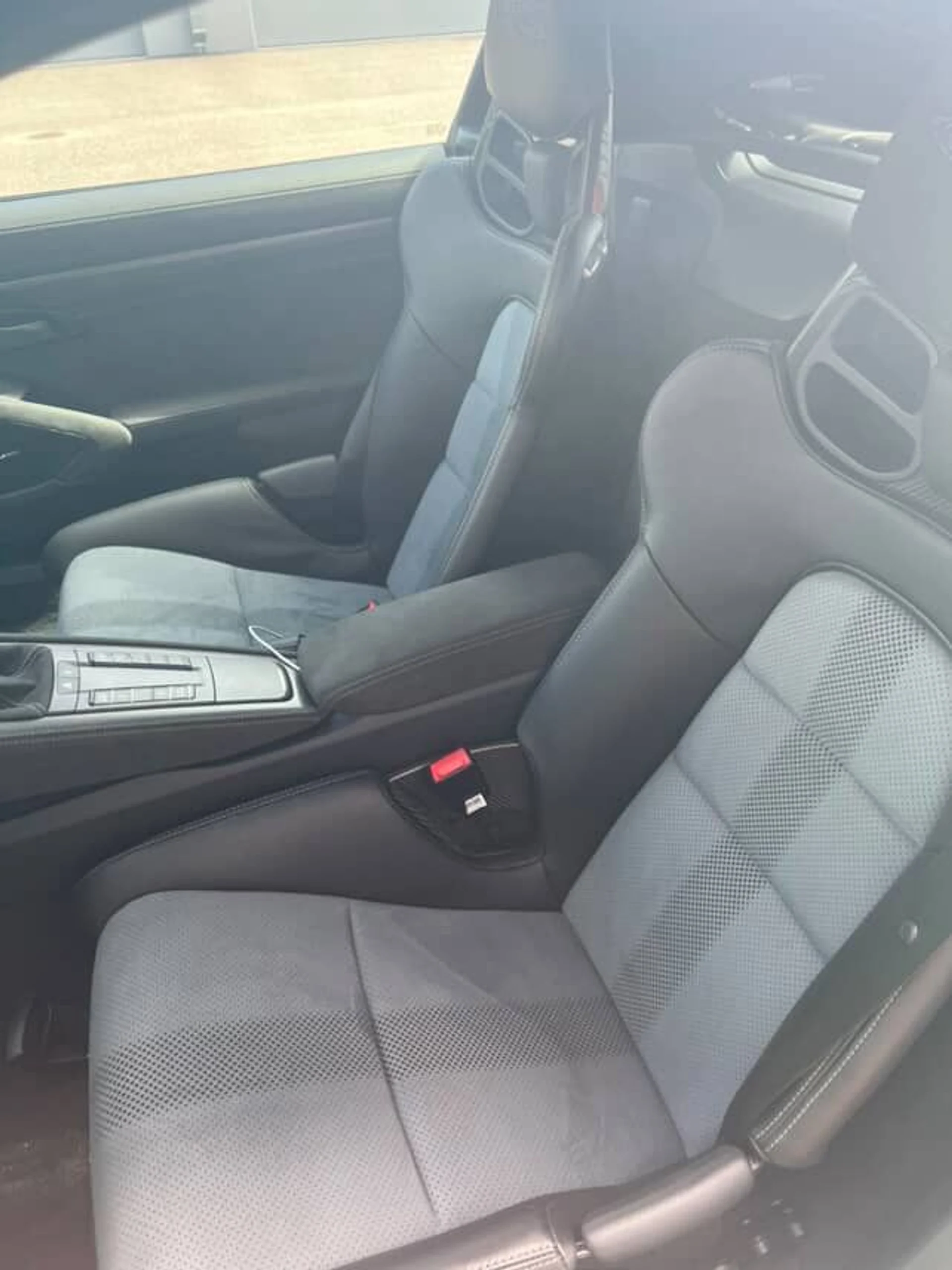 mph015_4152493522_Used_2024_Porsche_718_Cayman_GT_4_RS_1753399110_1290450f14