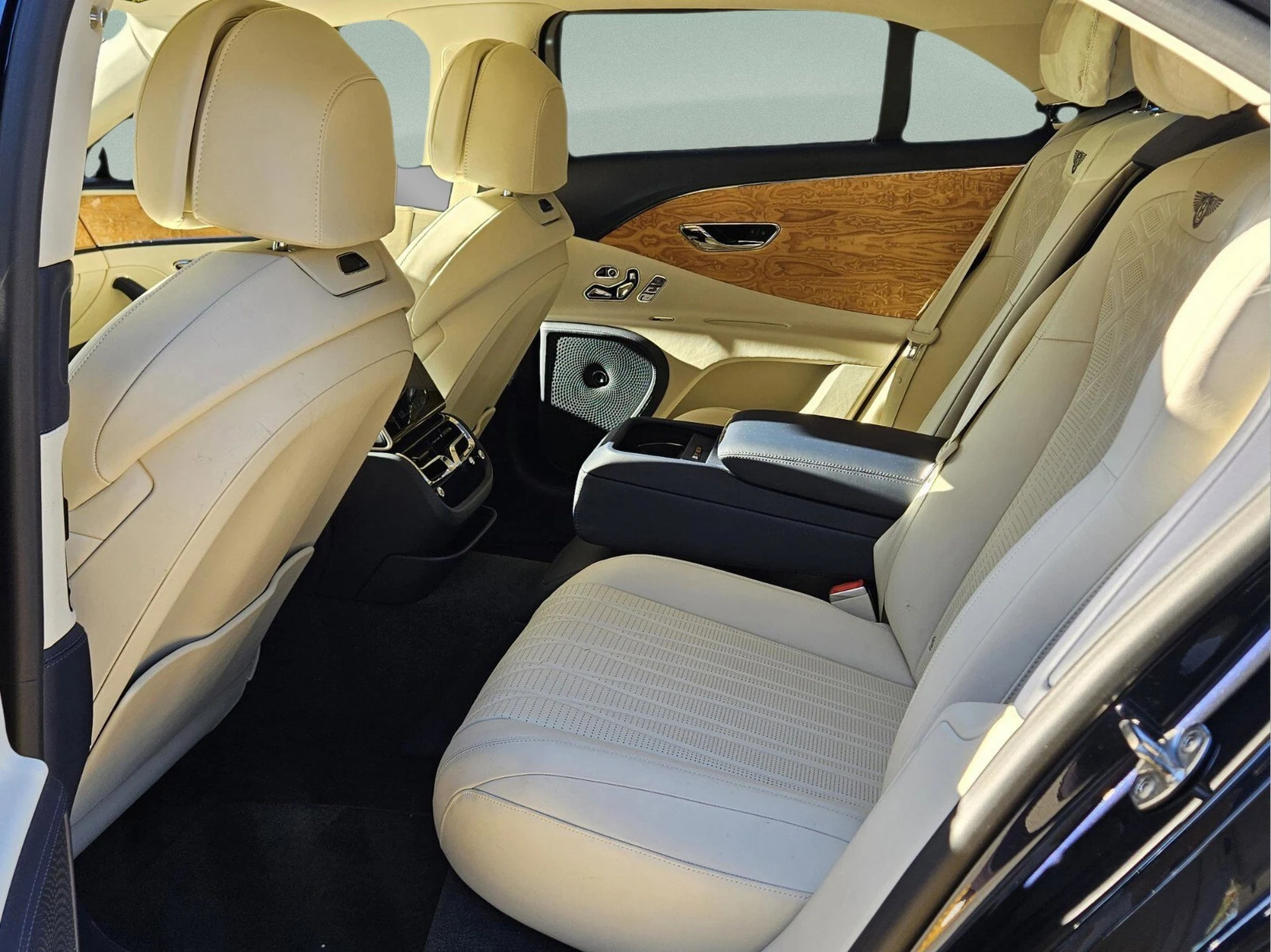 mph015_4155204439_62e063e92ca4451846b6cb60390d397dx_345c9bd2e4