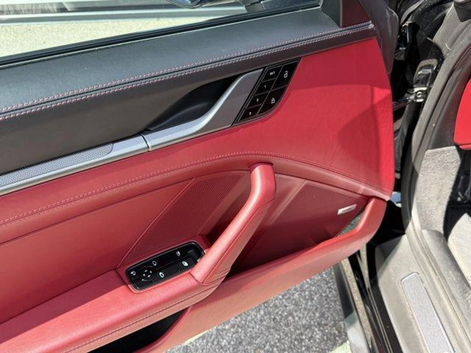 mph015_4162819562_Ydlvijce_HW_Ch_N1iw_Peu_Vuvtxq18_15487ccdb4