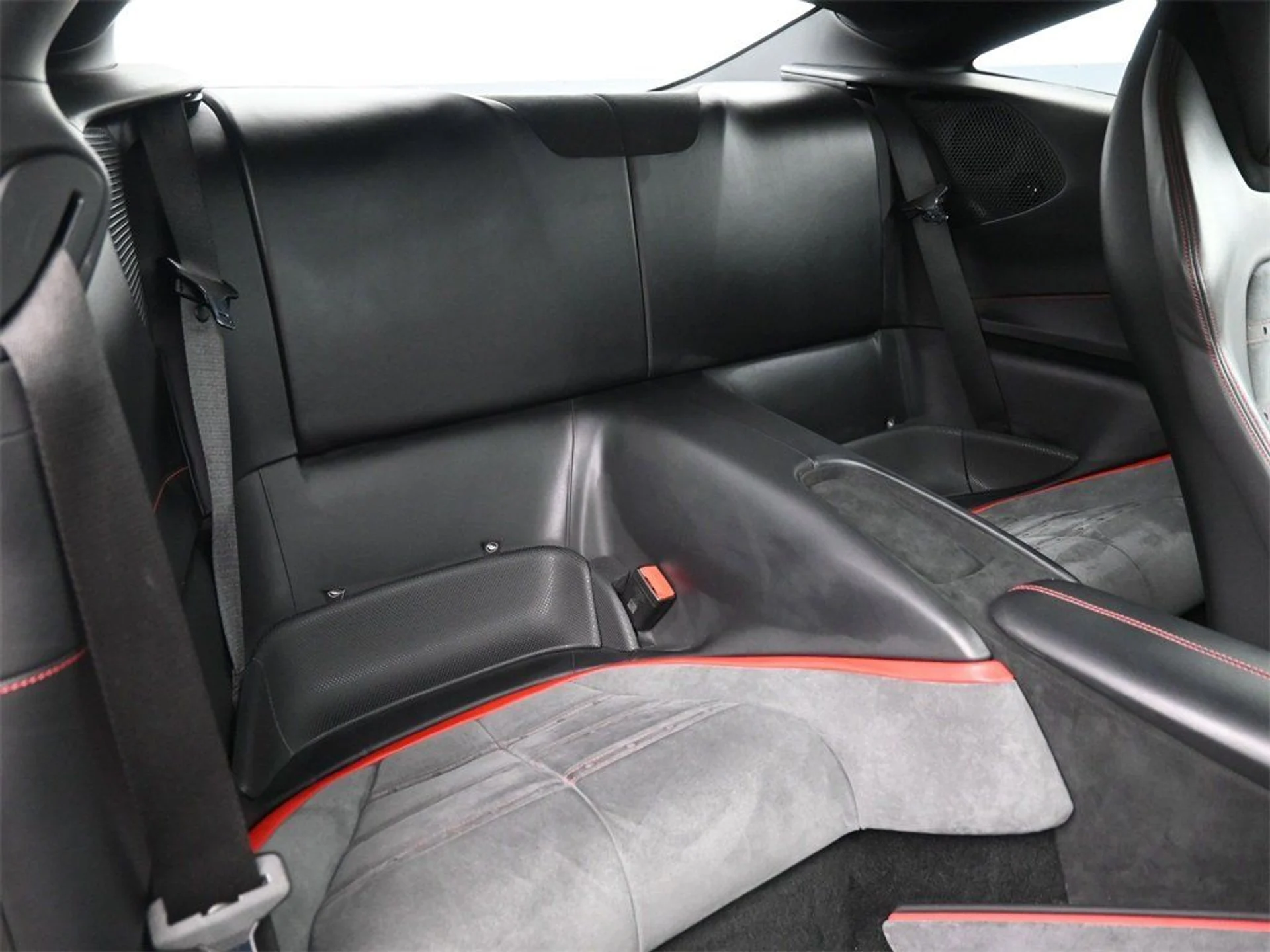 mph015_4166772016_8dcaab06a68762193e1665772b3a7458_1bf18fb566