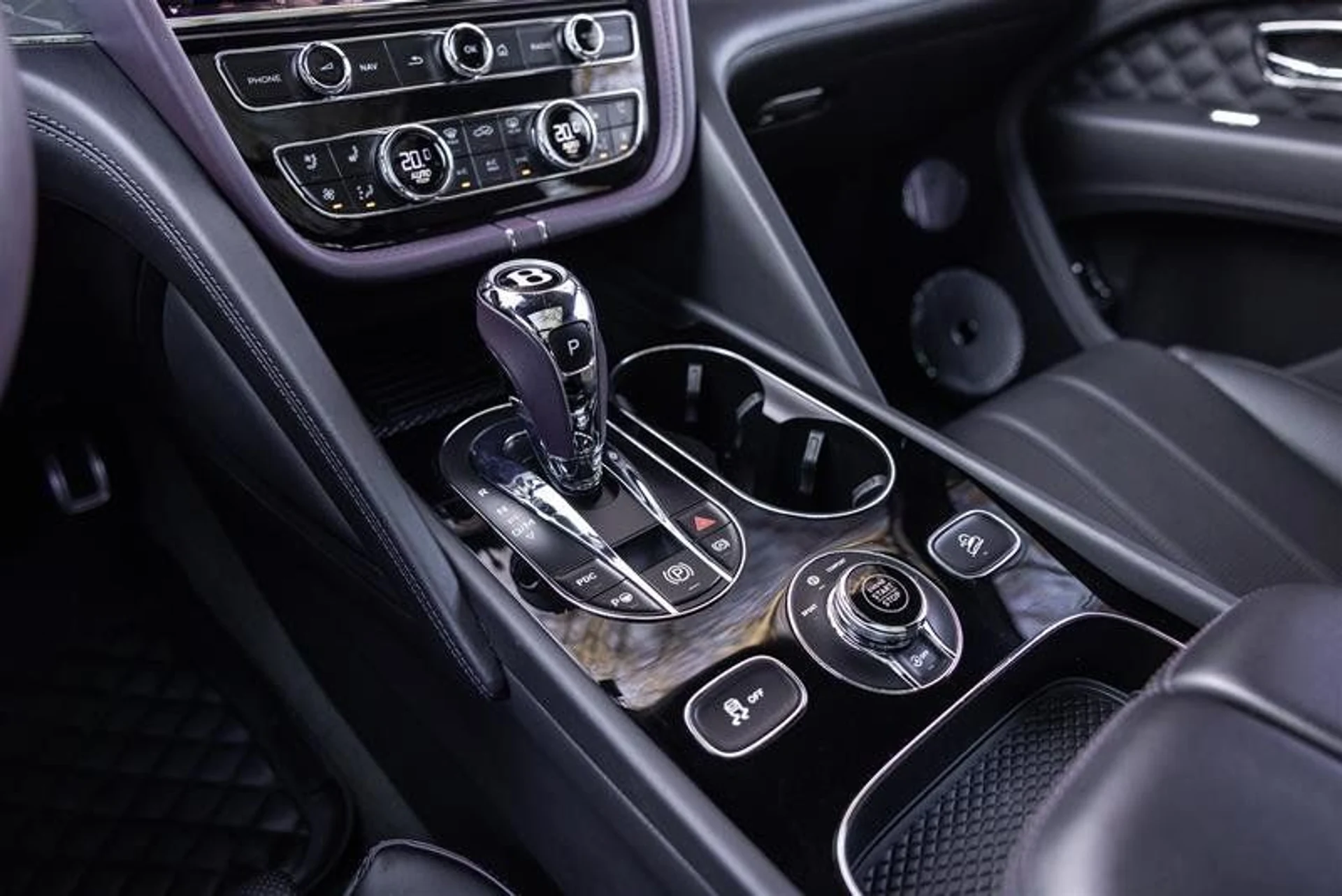 mph015_4167117108_37786469_00085_11759872_1598066867_9c07fe06f7