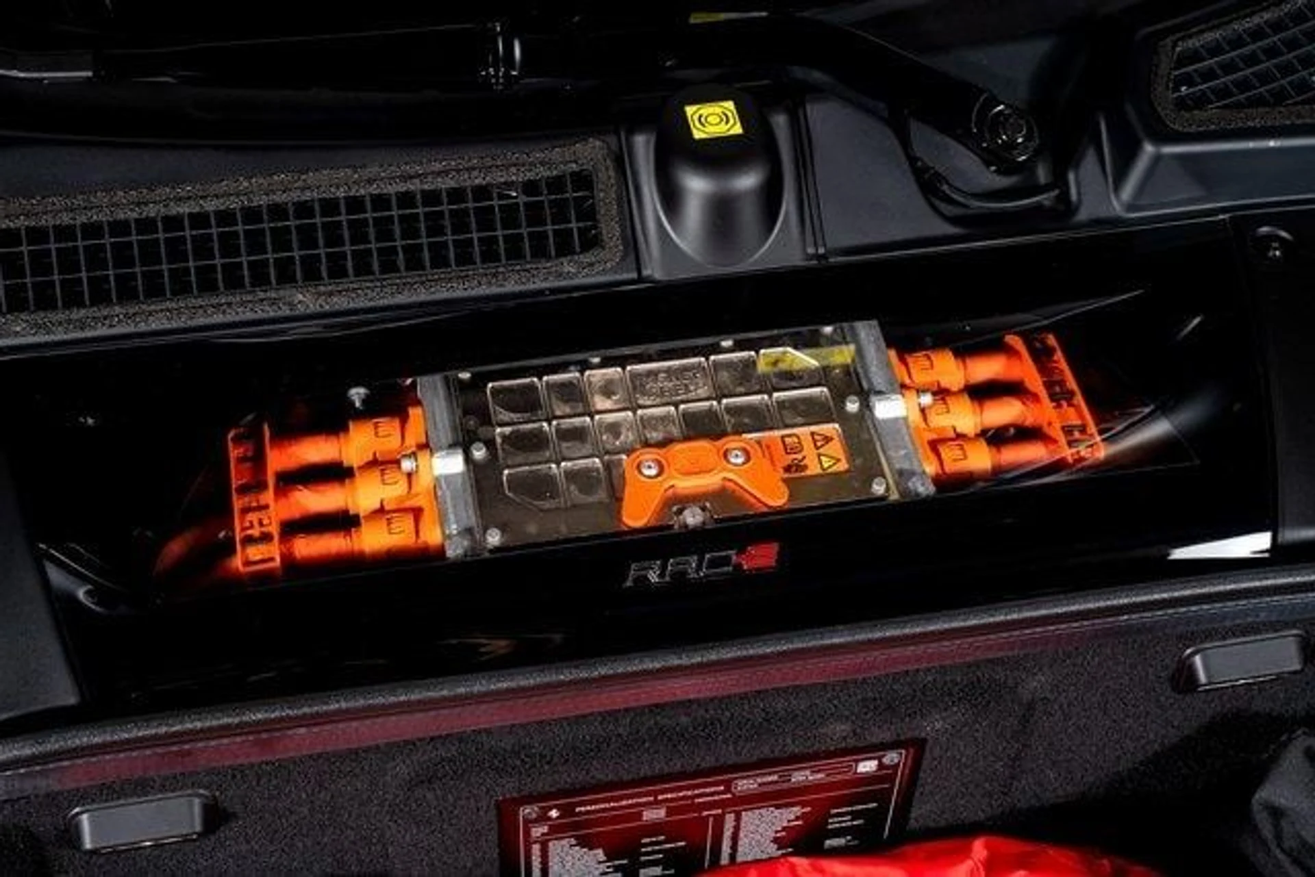 mph015_4171931540_f8aca64cf947d8882357615a5a8c774ex_789ec16d06