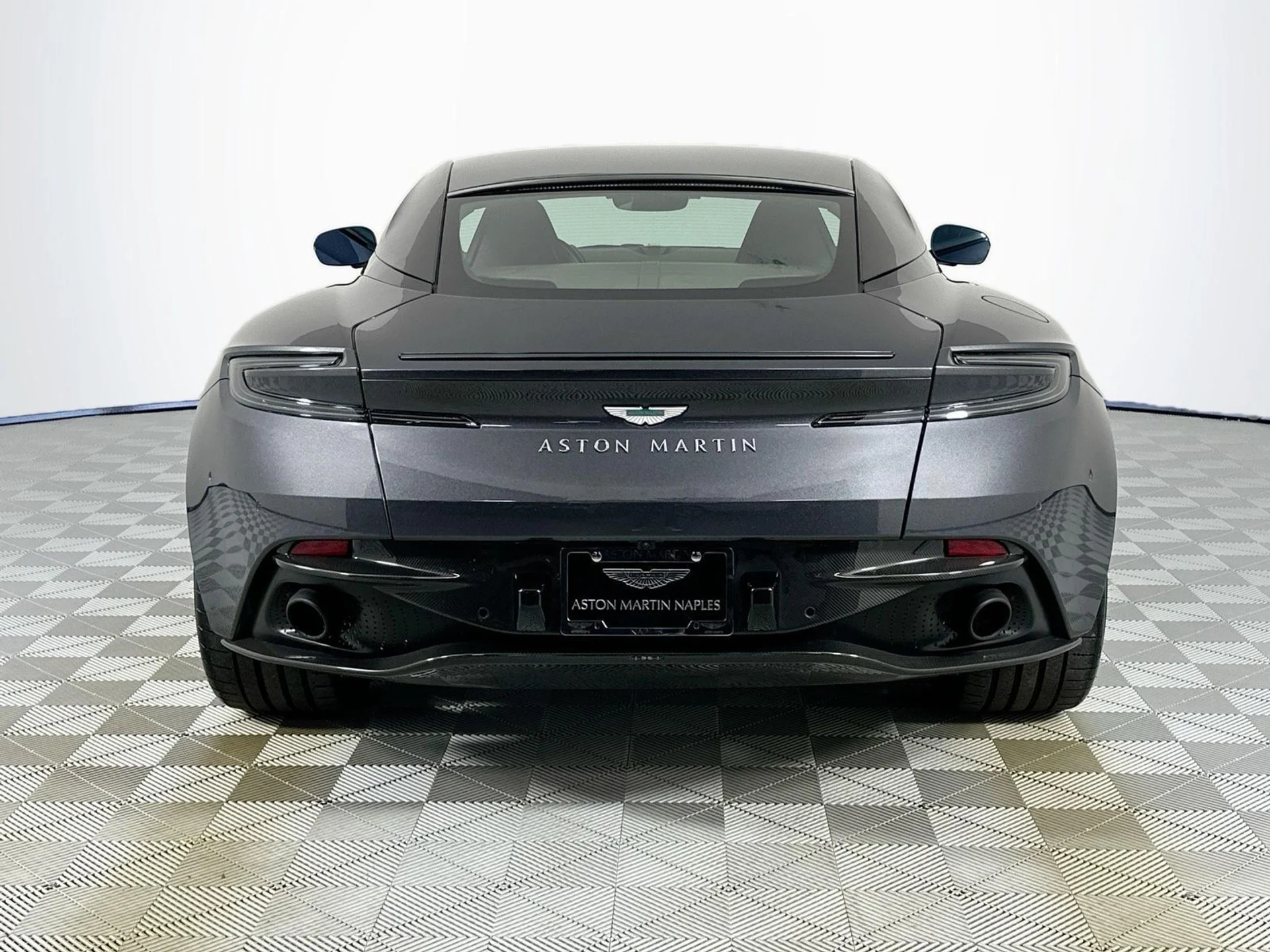 mph015_4172658095_10564677db6cae5249ab873697499fedx_687a7b9307