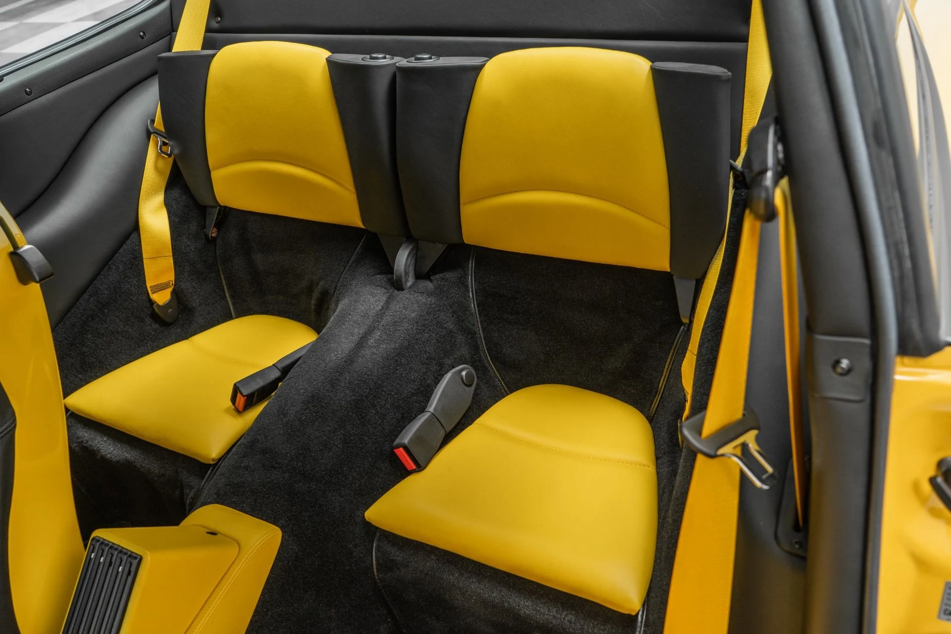 mph015_4174305572_Used_1997_Porsche_911_Turbo_S_Ultra_Low_Miles_Nicest_993_Turbo_S_on_the_Planet_1759858947_8a48b911b9