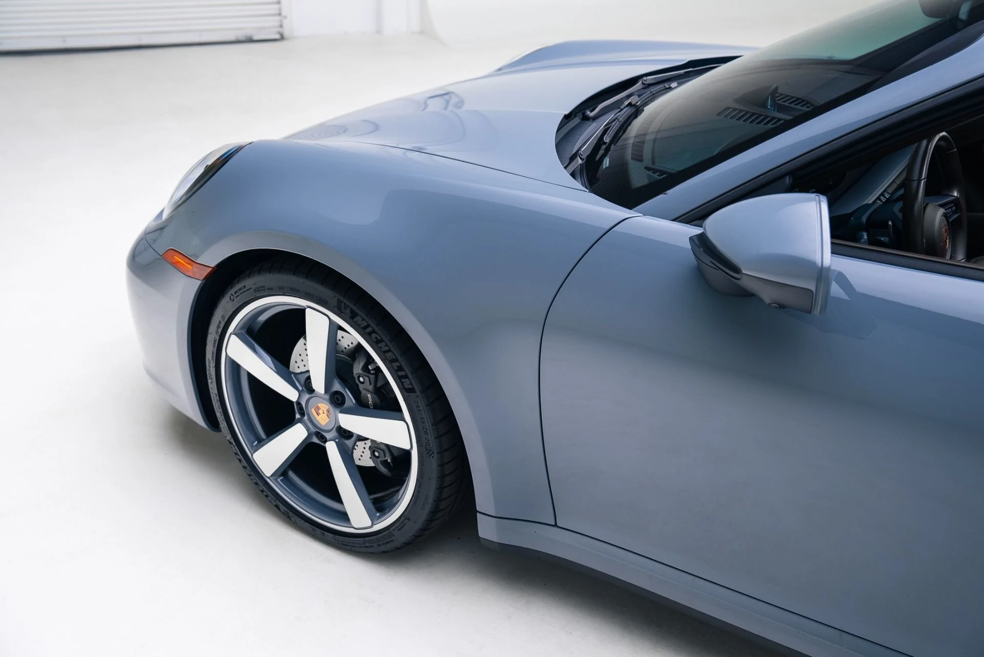 mph015_4174709898_Used_2024_Porsche_911_Carrera_1765496853_f96b967b24