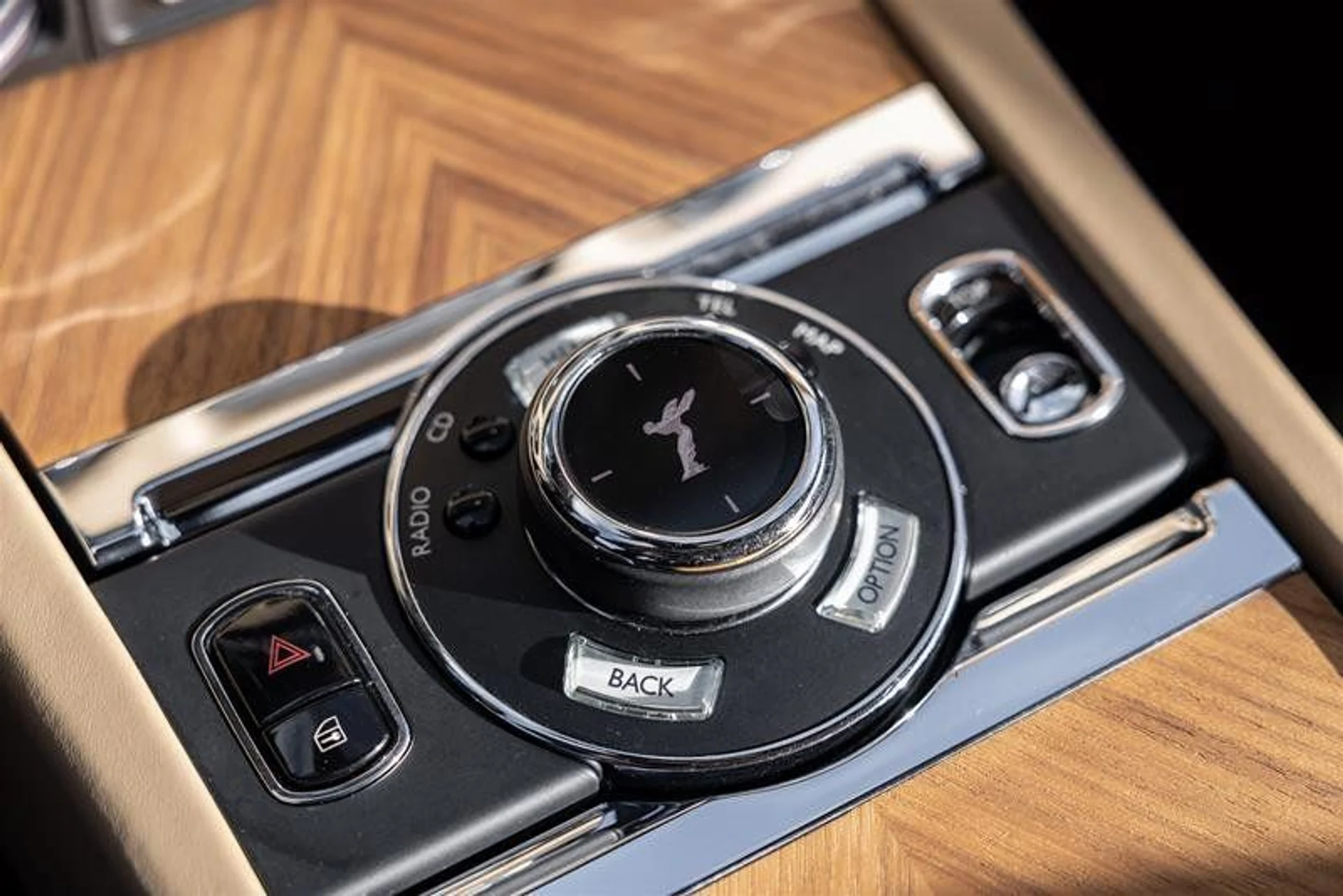 mph015_4175018242_37184980_03788_11560336_1532800732_0cd5dcd8b2