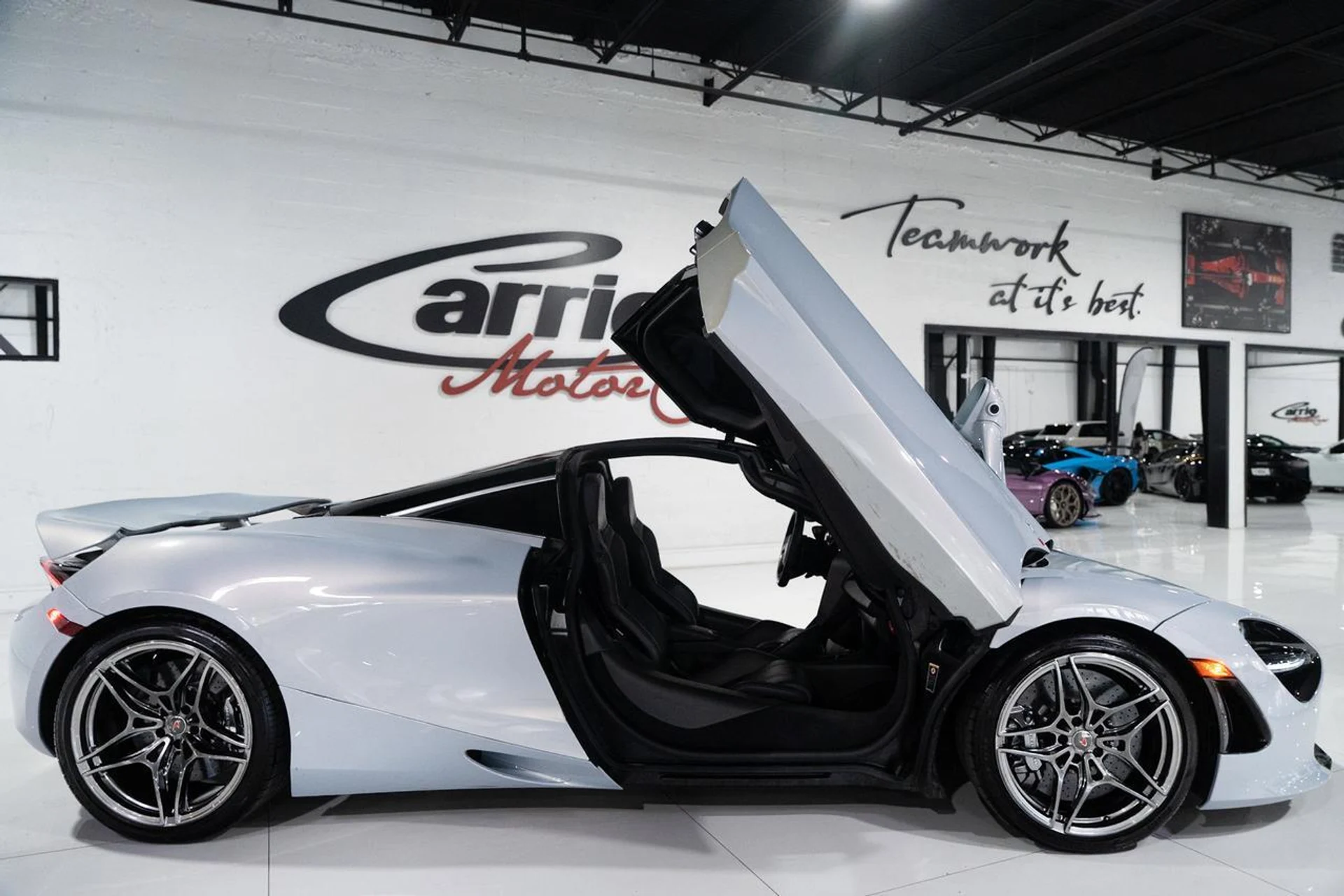 mph015_4182816942_2ed9ccef56c7772b60b167d8b0f4eeae_735240e037