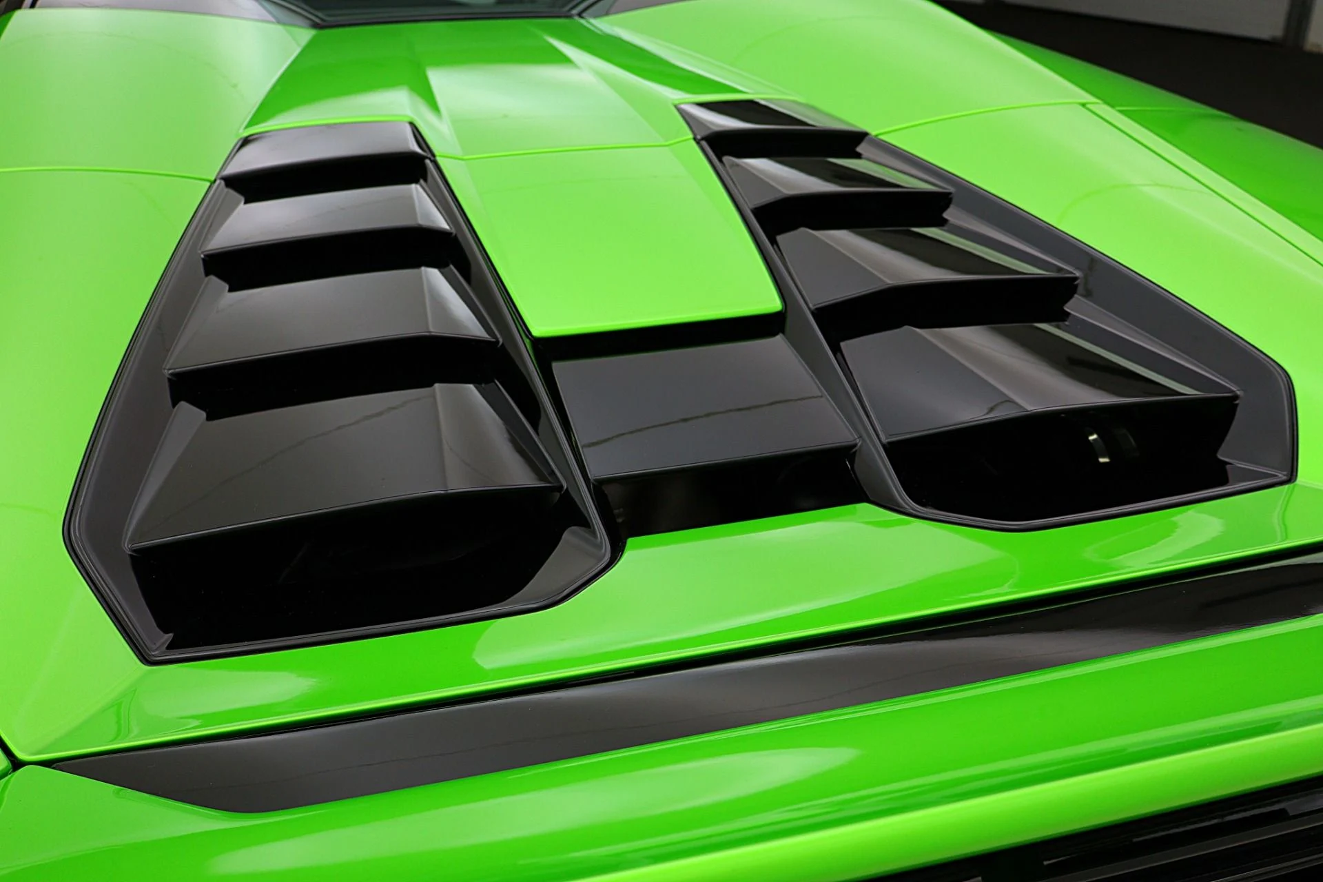 mph015_4193003731_Used_2023_Lamborghini_Huracan_EVO_Spyder_RWD_SELEZIONE_PRE_OWNED_CERTIFIED_c45be1683a