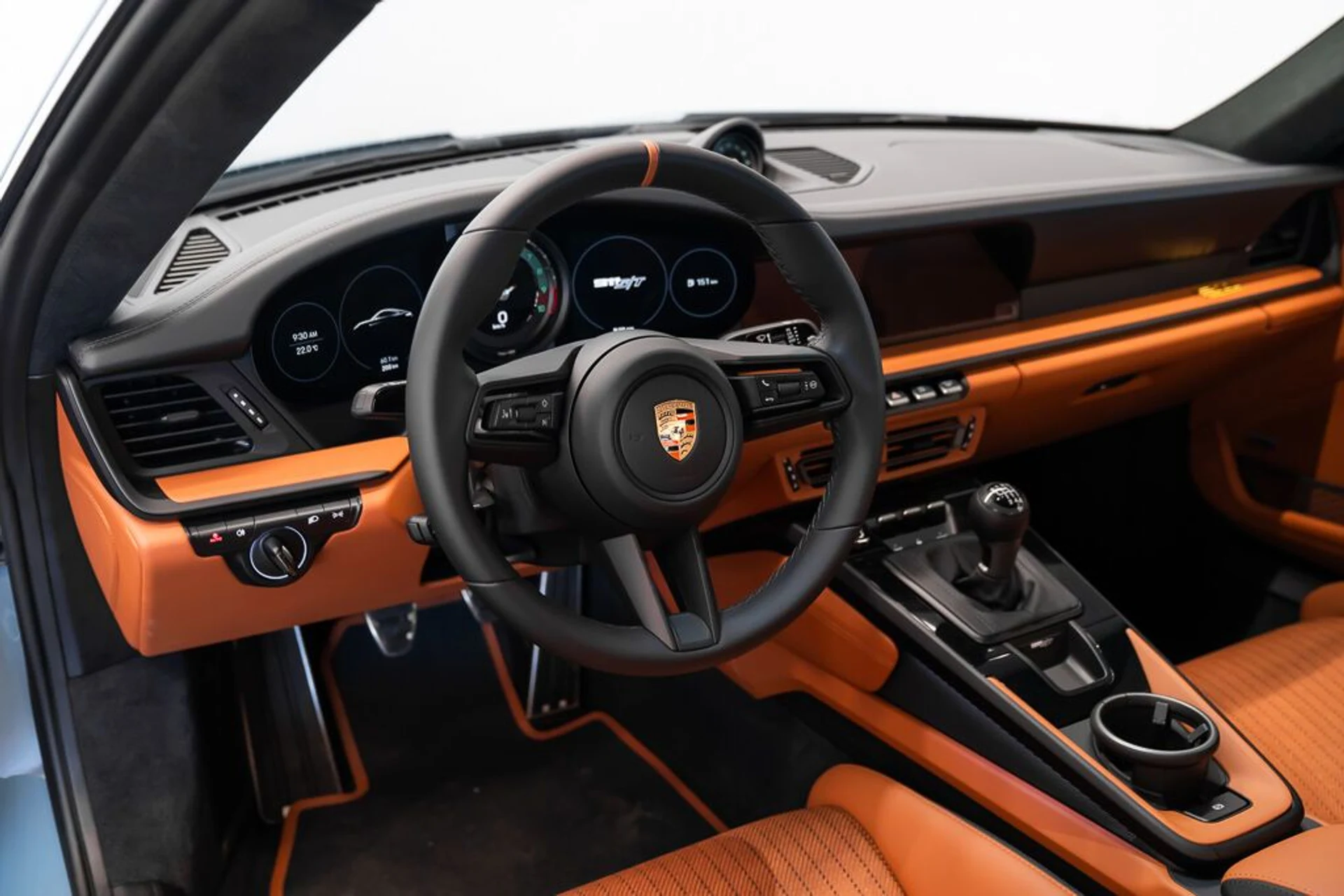 mph015_4195112289_porsche_911_2024_jpg_v_1773863537_f83156357c