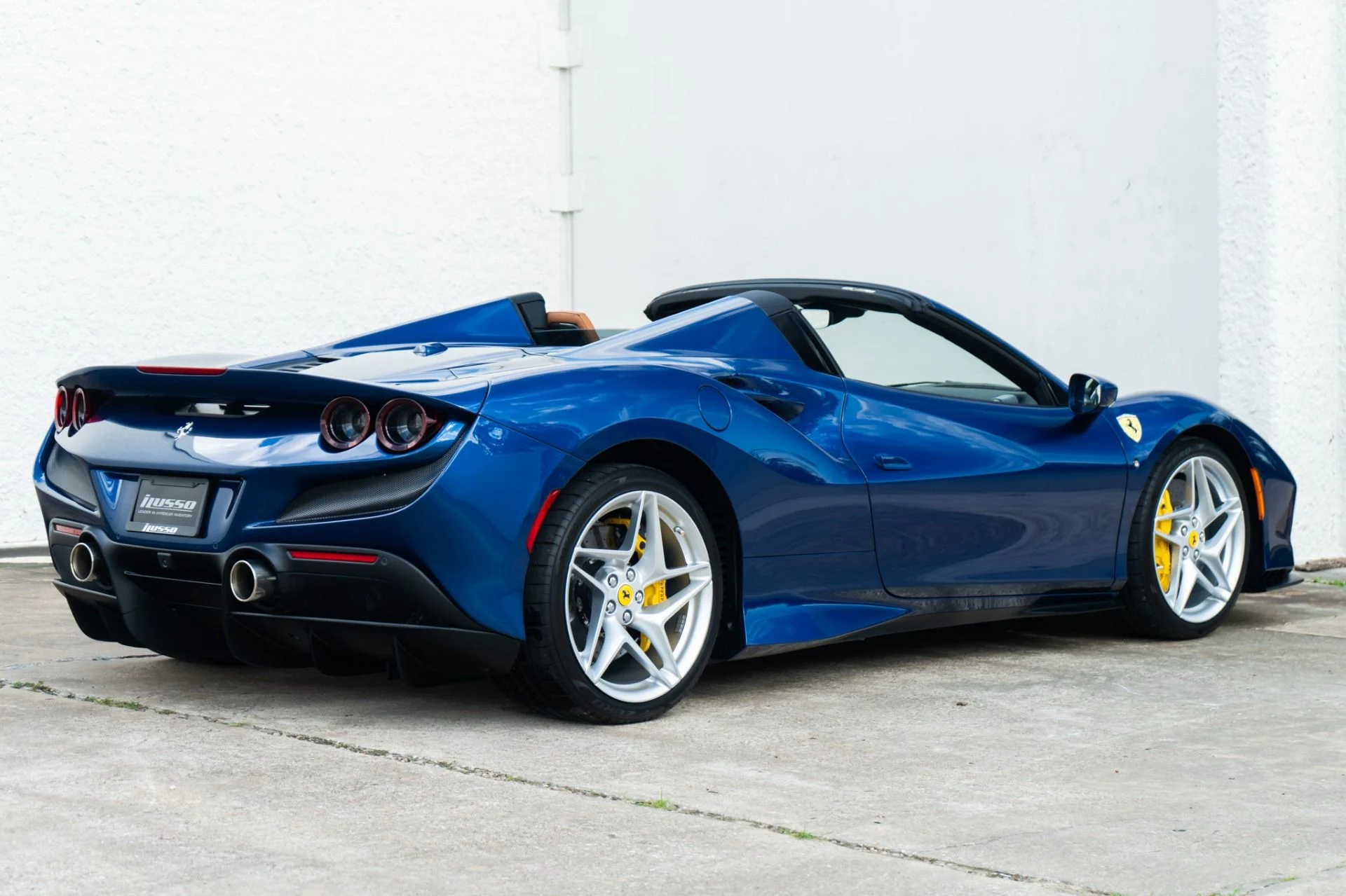 mph015_4198528826_Used_2022_Ferrari_F8_Spider_1779493507_4a7f6fe924