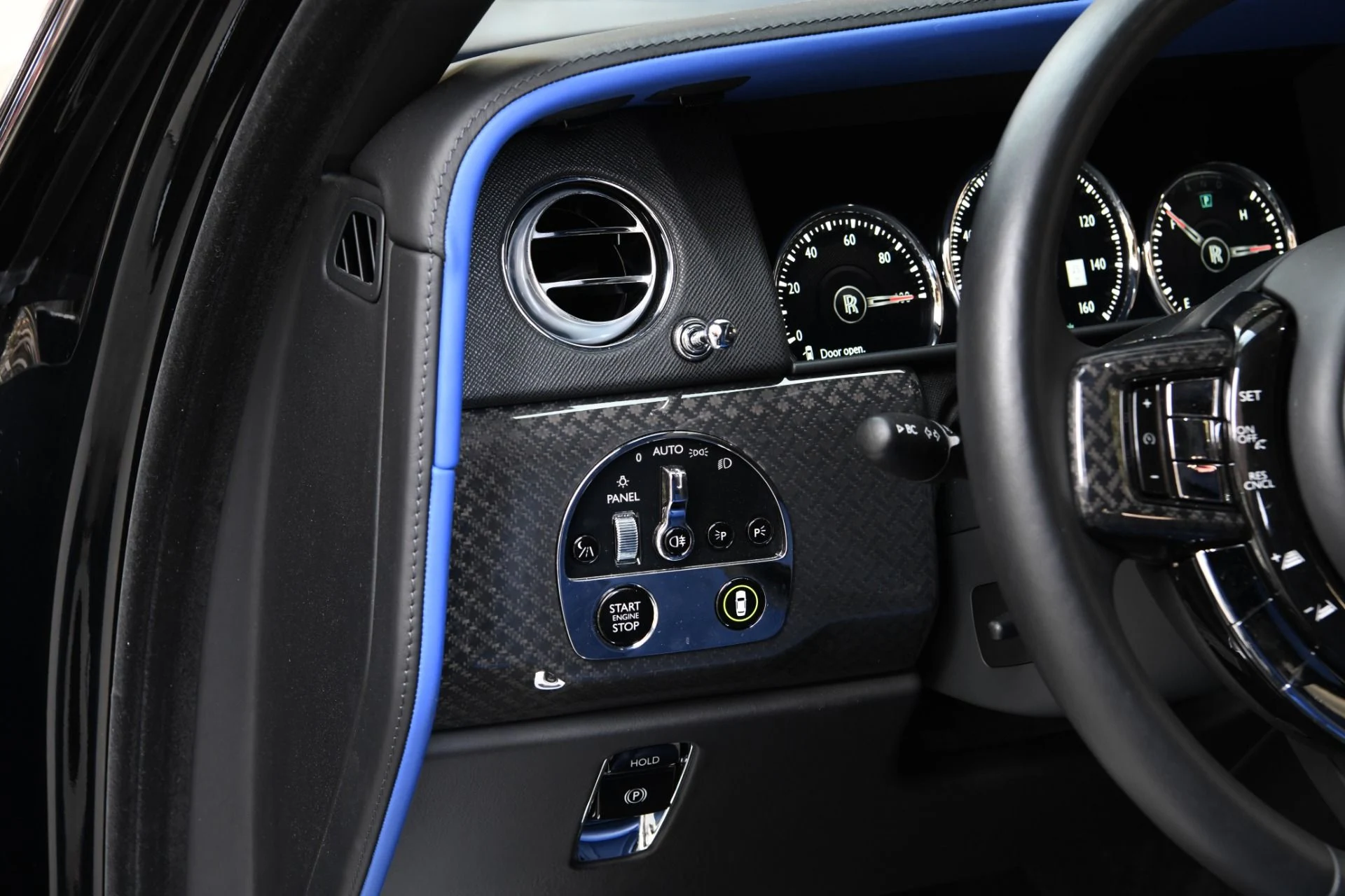 mph015_4199707501_11928_p17_l_152ca42595