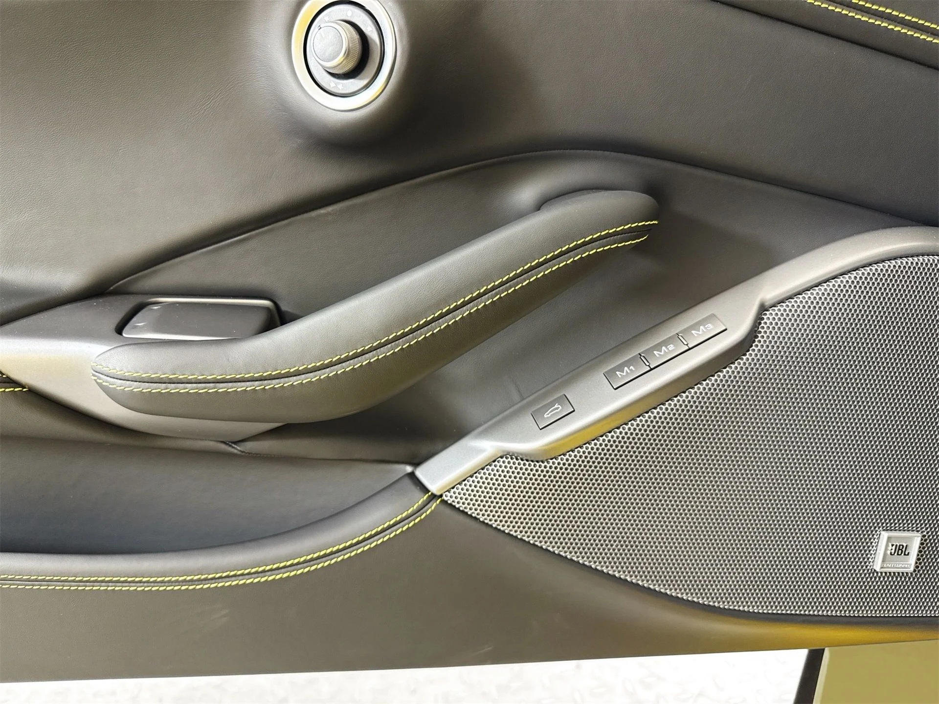 mph015_4203624561_7ead2ad44bf14e512bd5ea1e5b3910ff_1efae8e7d2