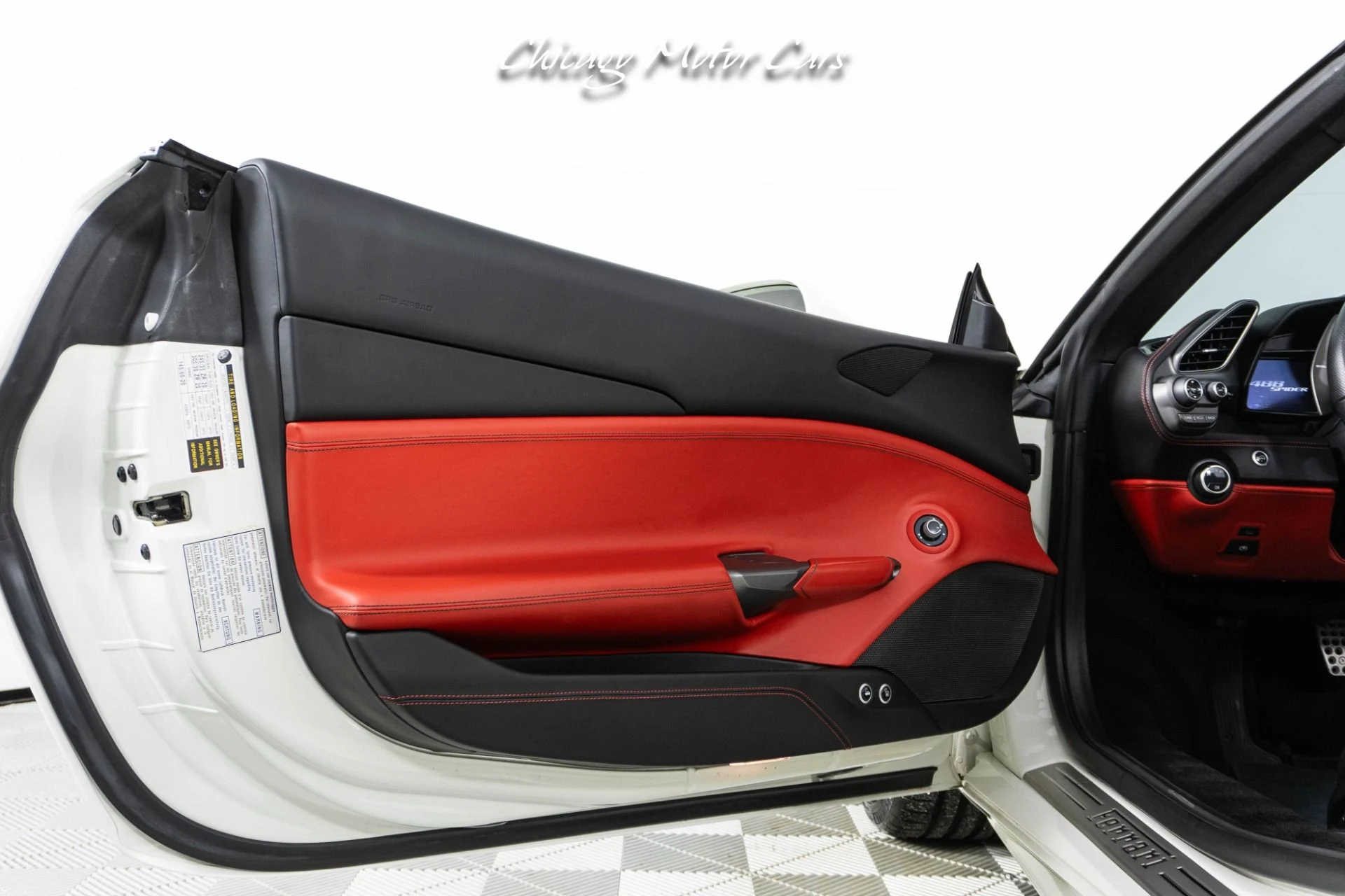 mph015_4206753884_13162_p16_l_742f53d645