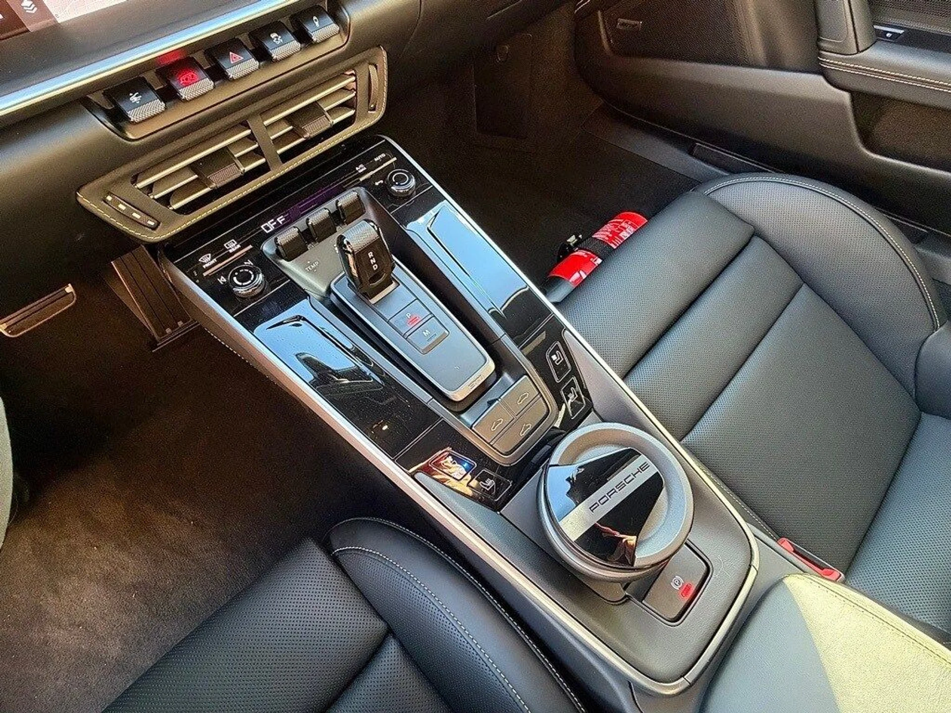 mph015_4206874641_654da6221532fa8e7b0b19d0657a386dx_eb8b99da11