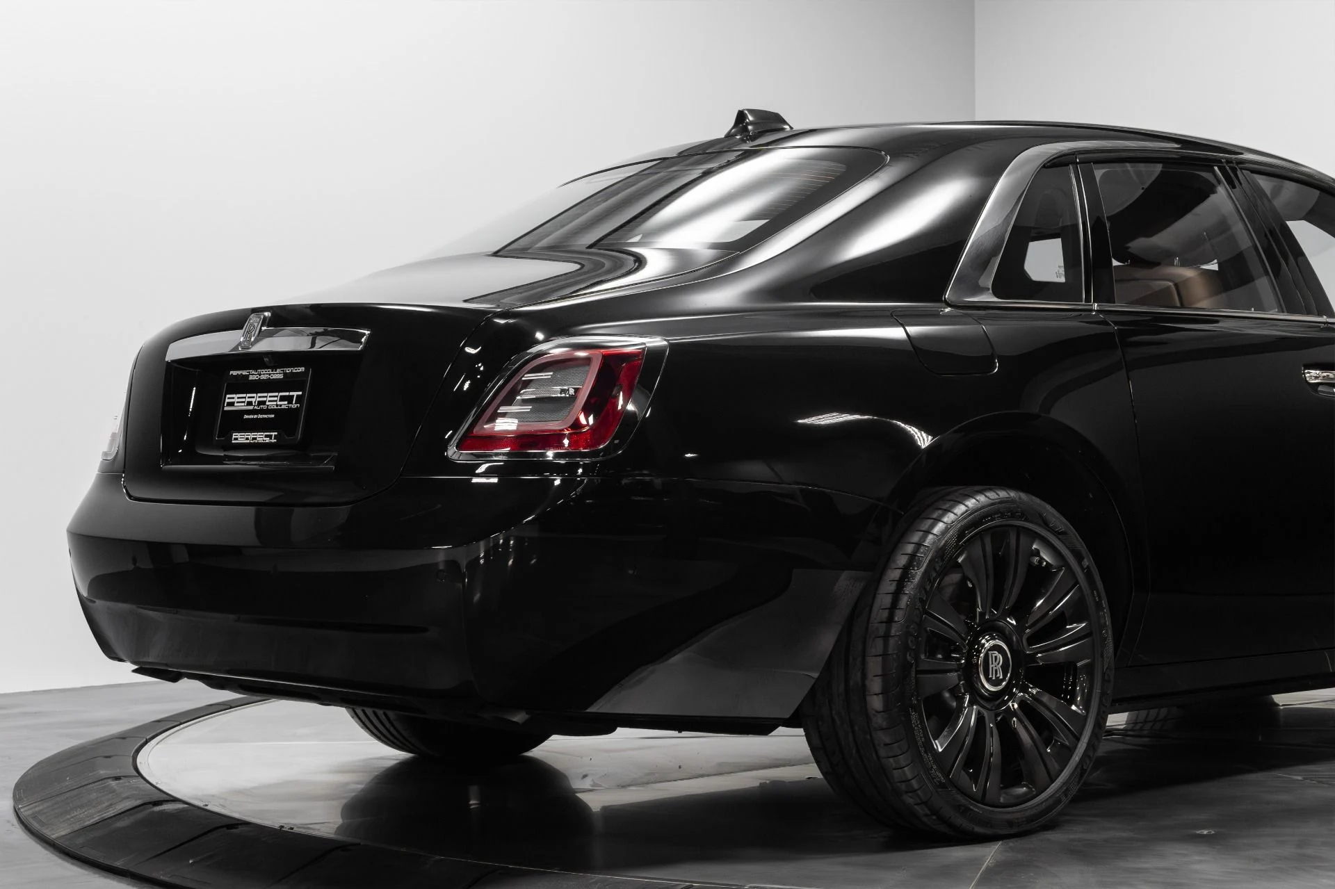 mph015_4213465786_Used_2022_Rolls_Royce_Ghost_1767138760_bc6f05fc2c