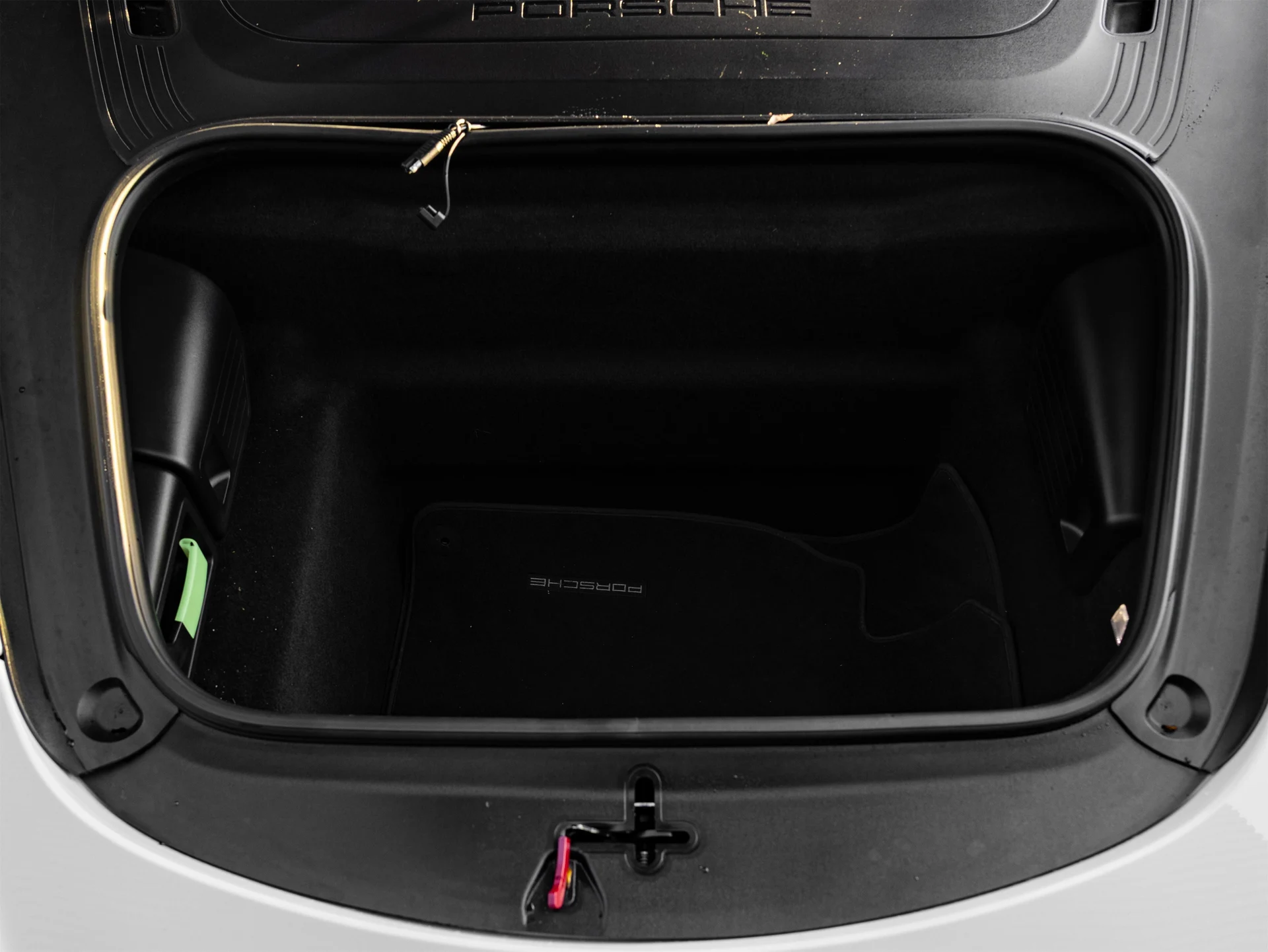 mph015_421487433_86325728cd8a723f863688635b4842a8_b8e4de22f0