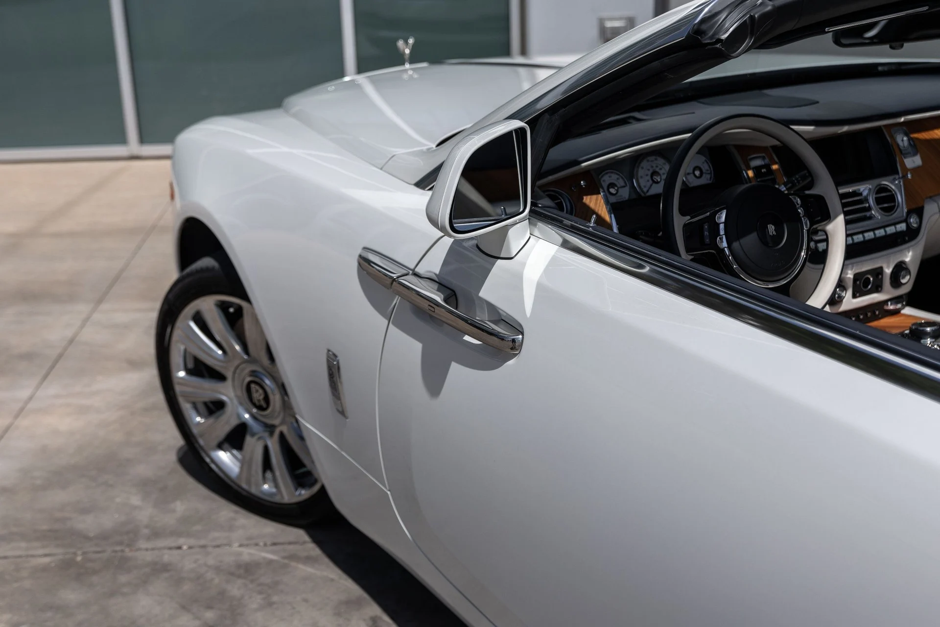 mph015_4215866710_Hi_Tech_Luxury_Imports_LLC_SCA_666_D50_HU_107224_image_15_c58fc0b730