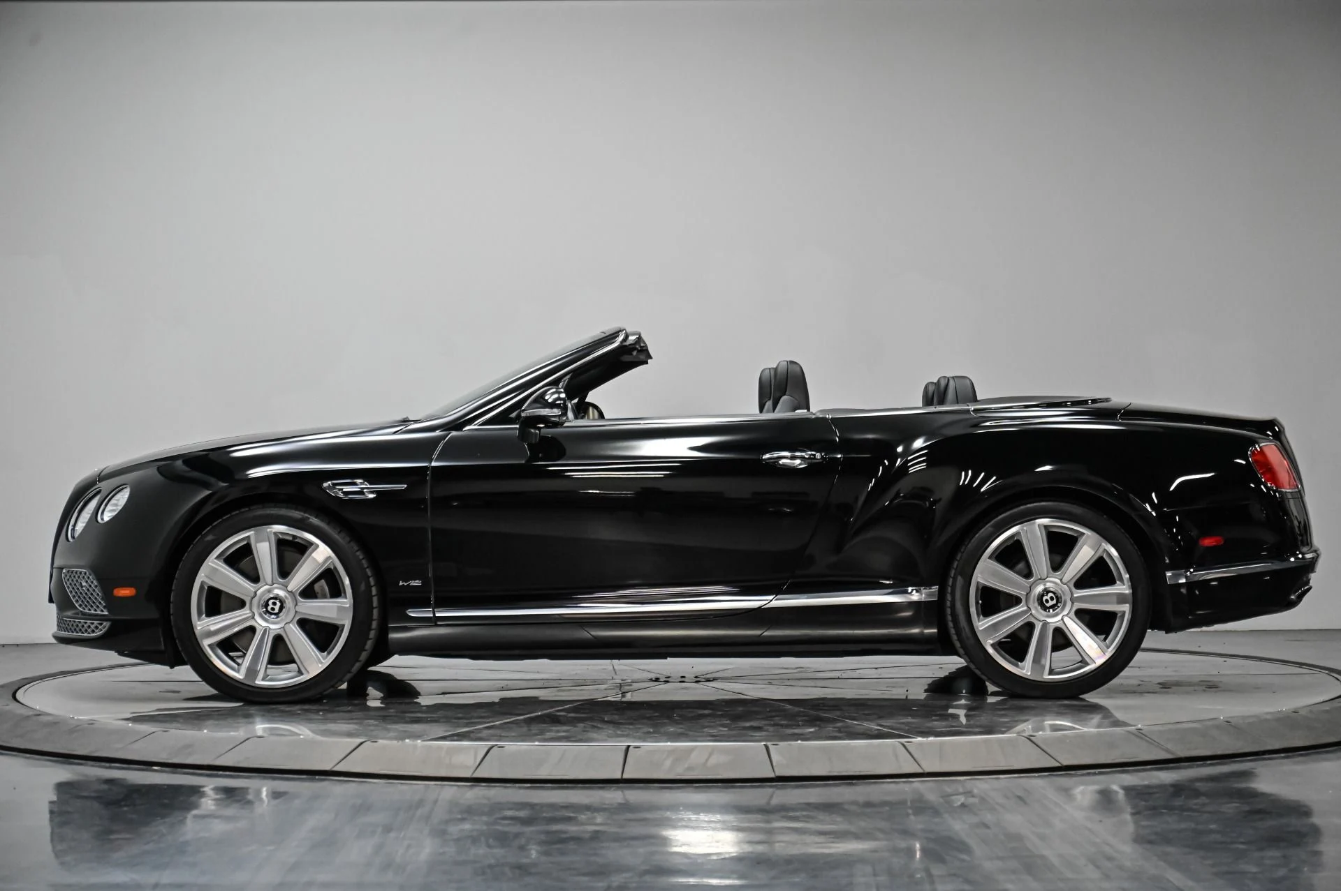 mph015_4221521234_Used_2016_Bentley_Continental_GT_W12_1754506277_c49231aac6