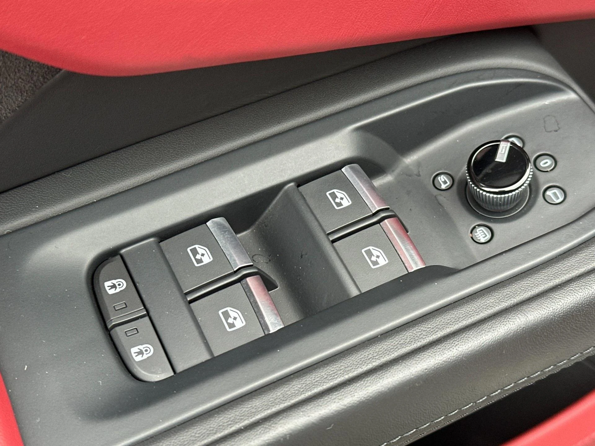 mph015_4230248619_Used_2022_Lamborghini_Urus_Selezione_CPO_1767174651_e0c2e19e2e