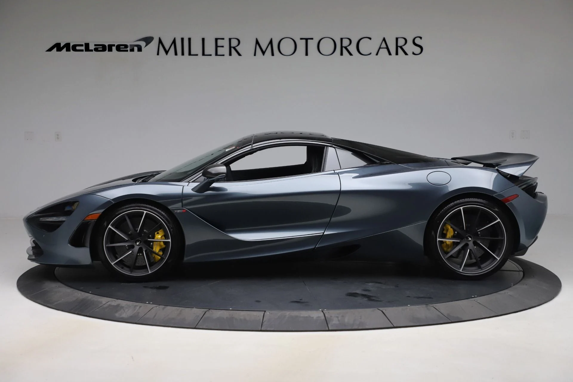 mph015_4243619772_Used_2020_Mc_Laren_720_S_Spider_2047593894