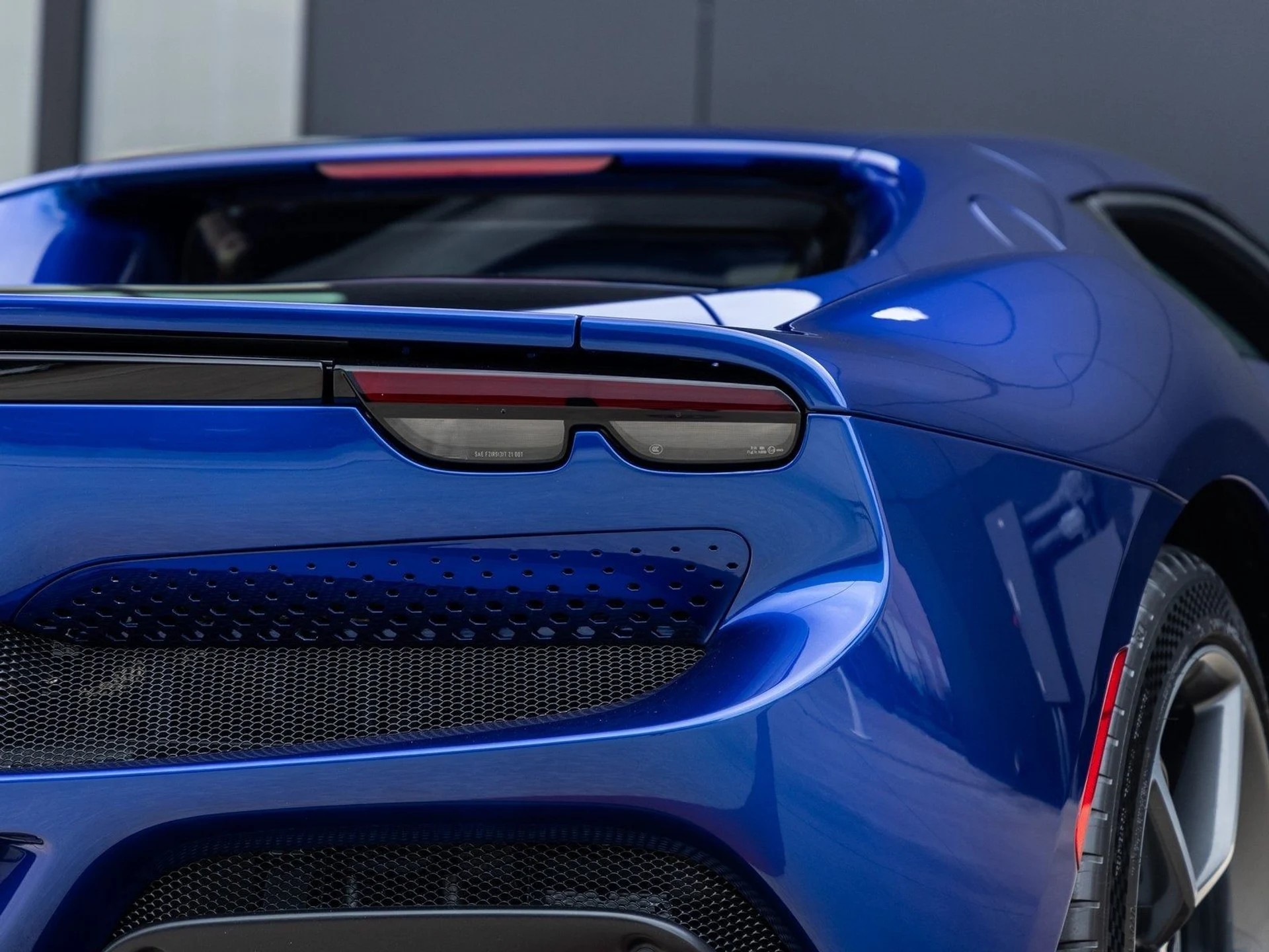 mph015_4245416581_16_05ce526392