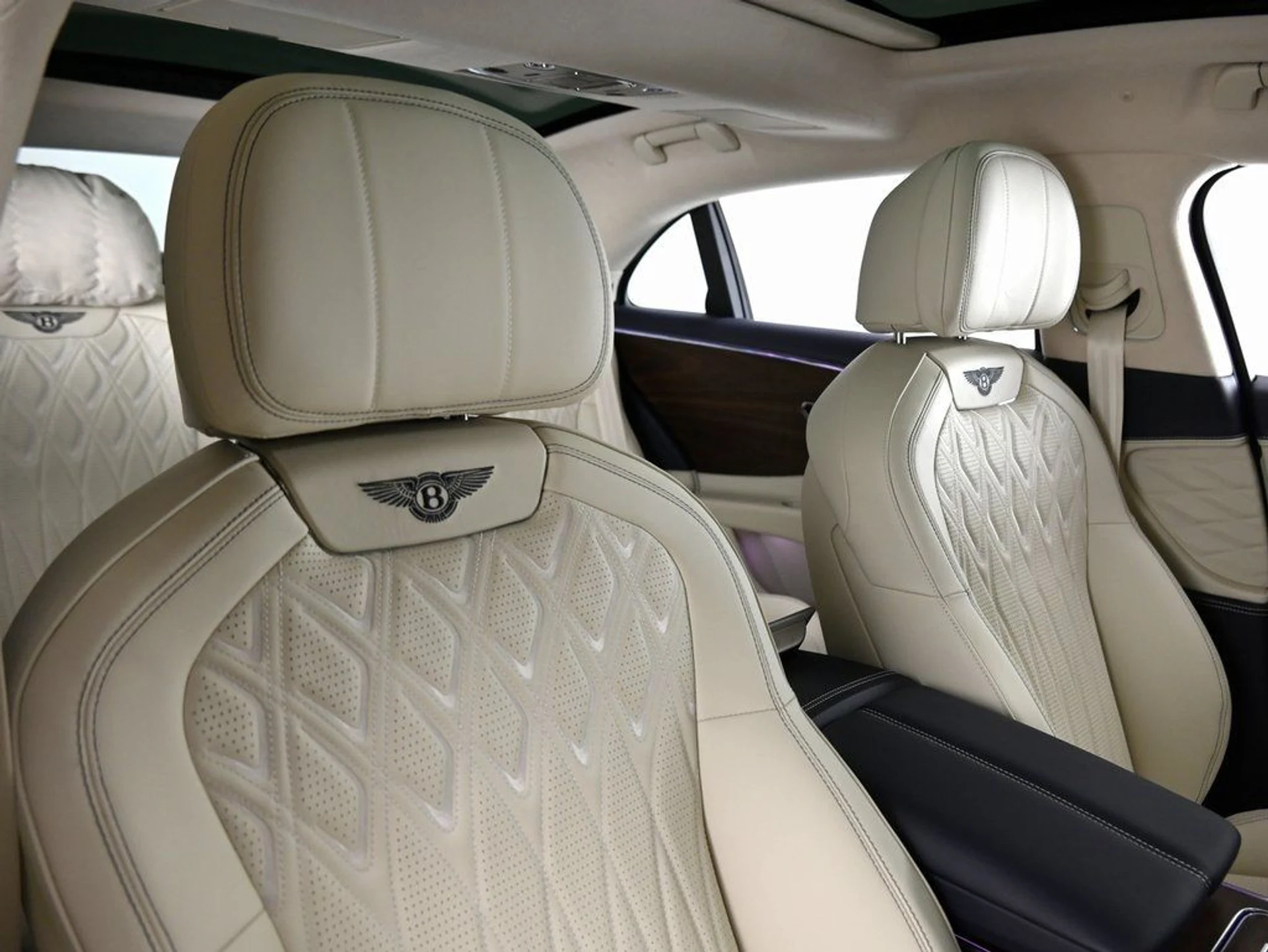 mph015_4251542009_2570f9924645f4bb182c66dad81077c8_3a3153d149