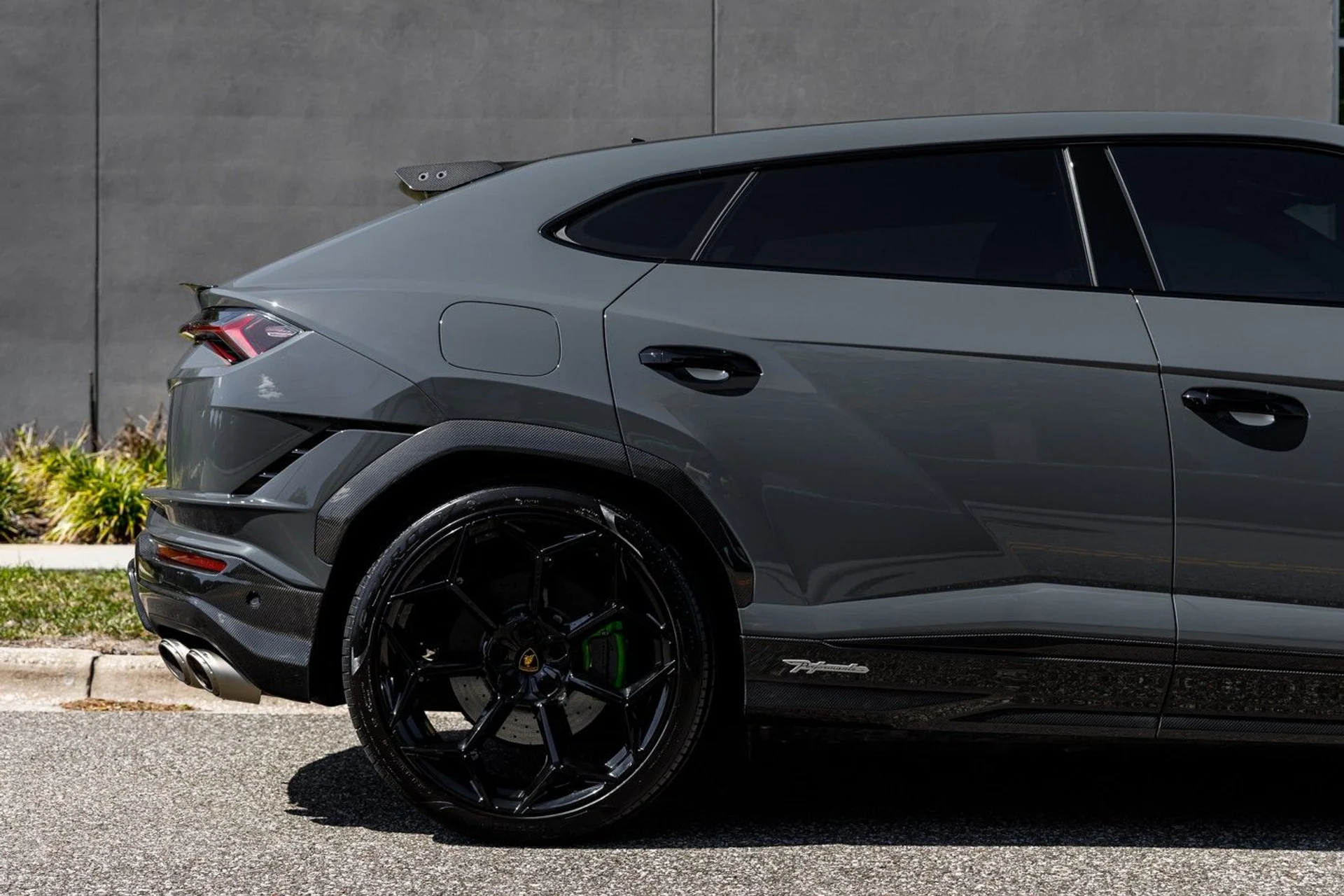 mph015_4254265284_667_p16_l_be74f7ab10