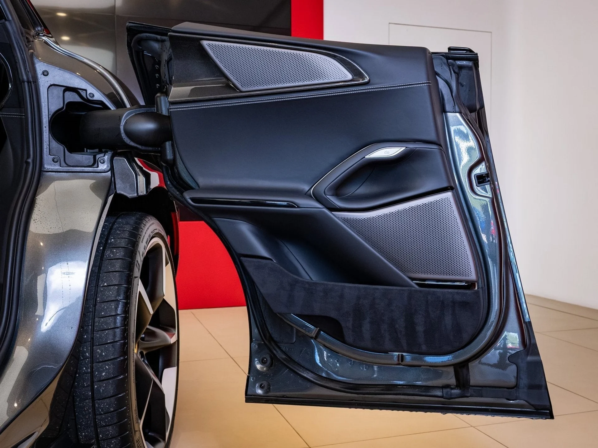 mph015_4256176924_16_70b5a1e2fd