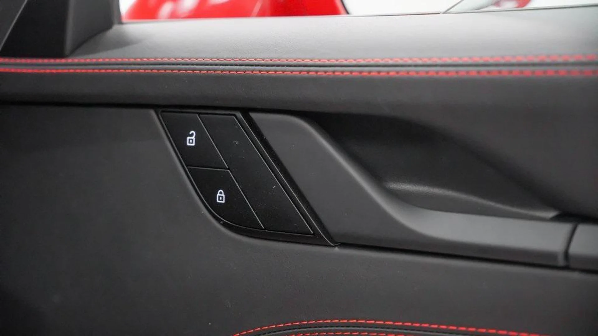 mph015_4257115222_M_Esub67rtj3_d_F_Mn_r9_UTSA_478w_186f451750