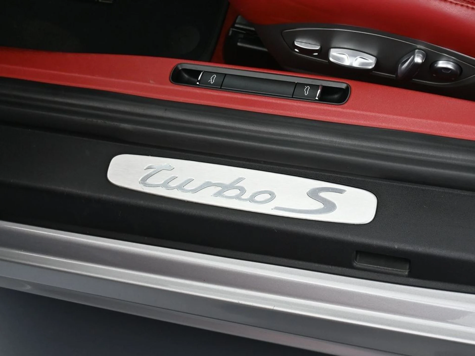 mph015_4259344891_97199c0b1c3dfb06003dd792baa5804d_3420080d3d