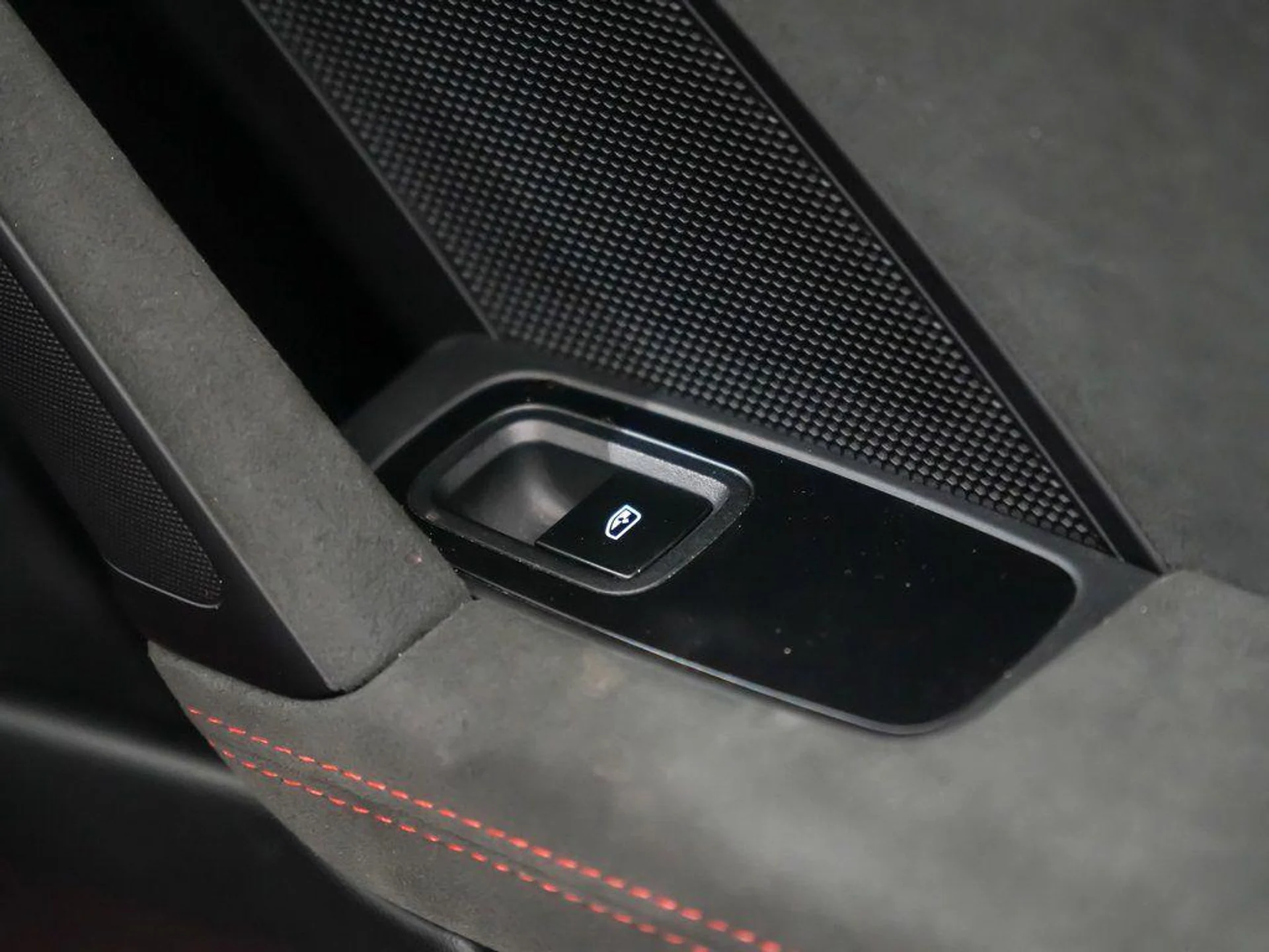 mph015_4261883218_8wz_O0_Av1w_T3a_SW_Nmzr_S_Wfx_Gj_N_Vw_4411bc04ac